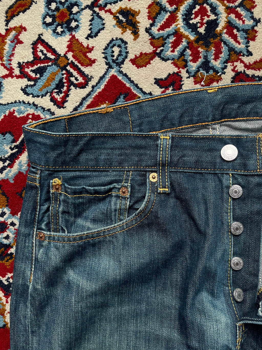 Vintage Levi's 501 Original Straight Fit Medium WashED Jeans - 30