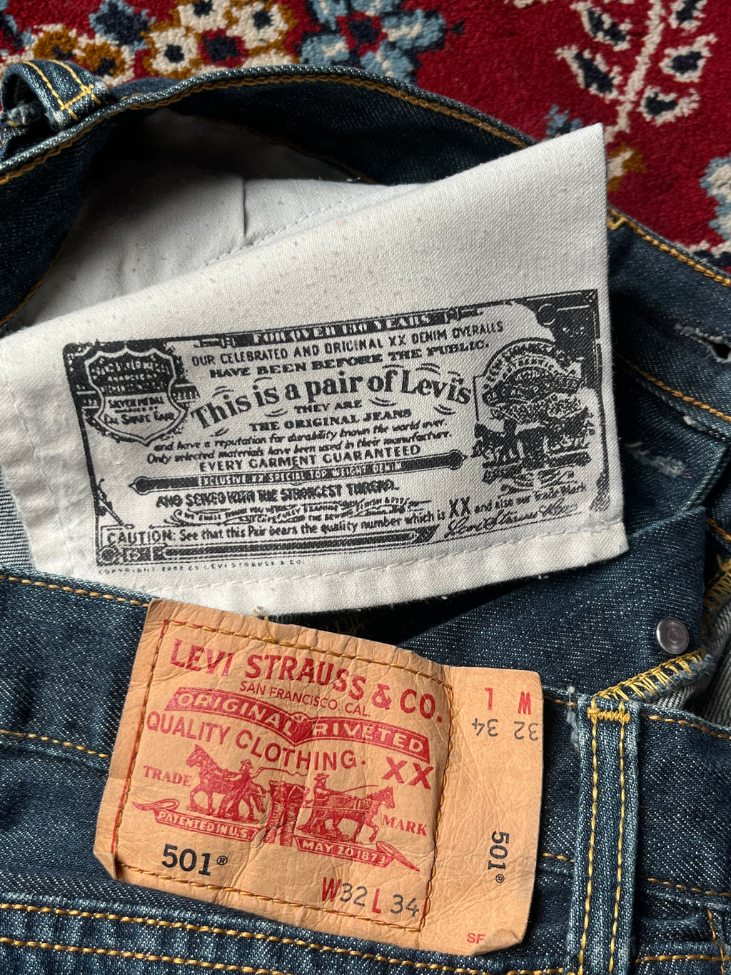Vintage Levi's 501 Original Straight Fit Medium WashED Jeans - 30