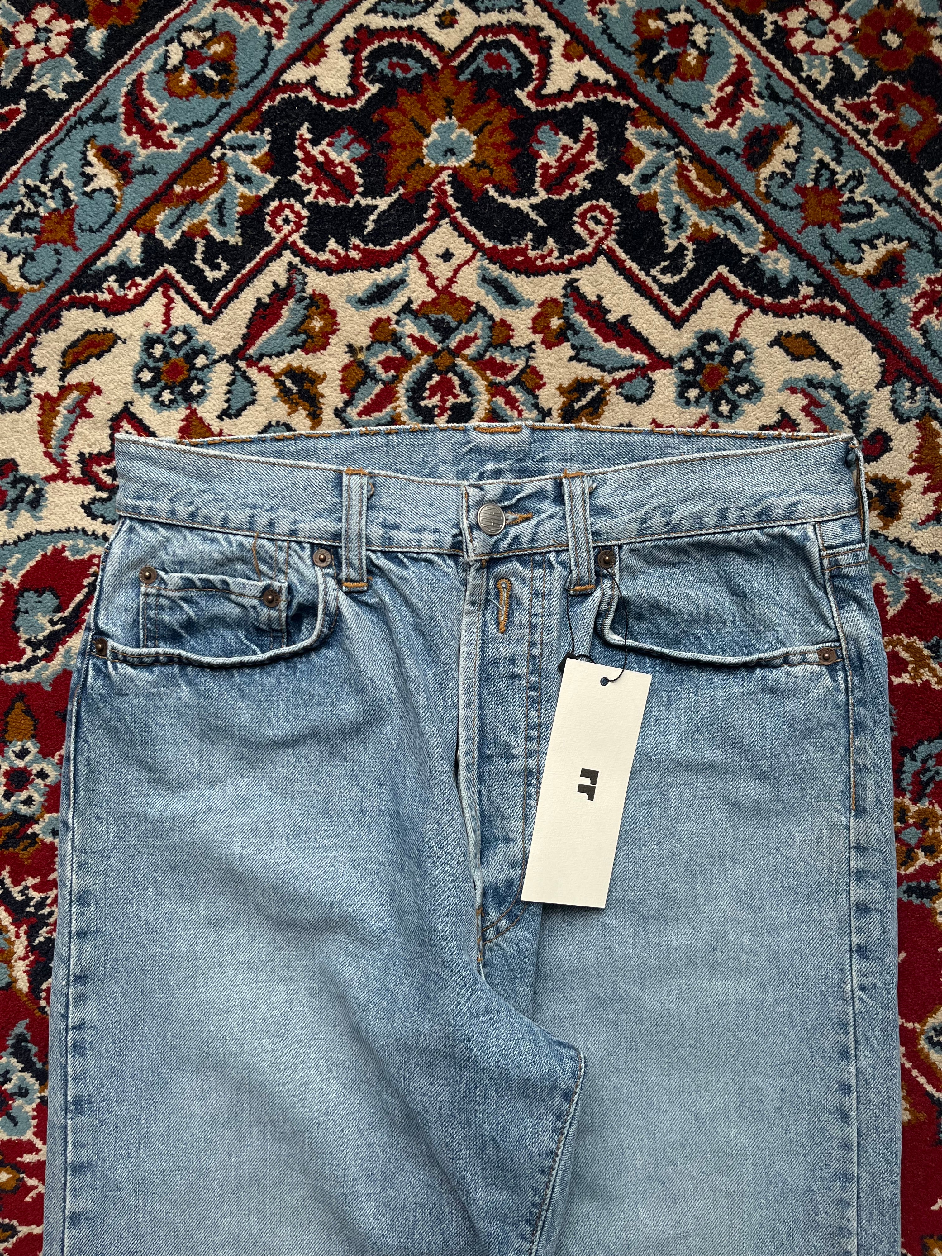 Vintage Replay Blue Light WashED Straight FIT Jeans - 30