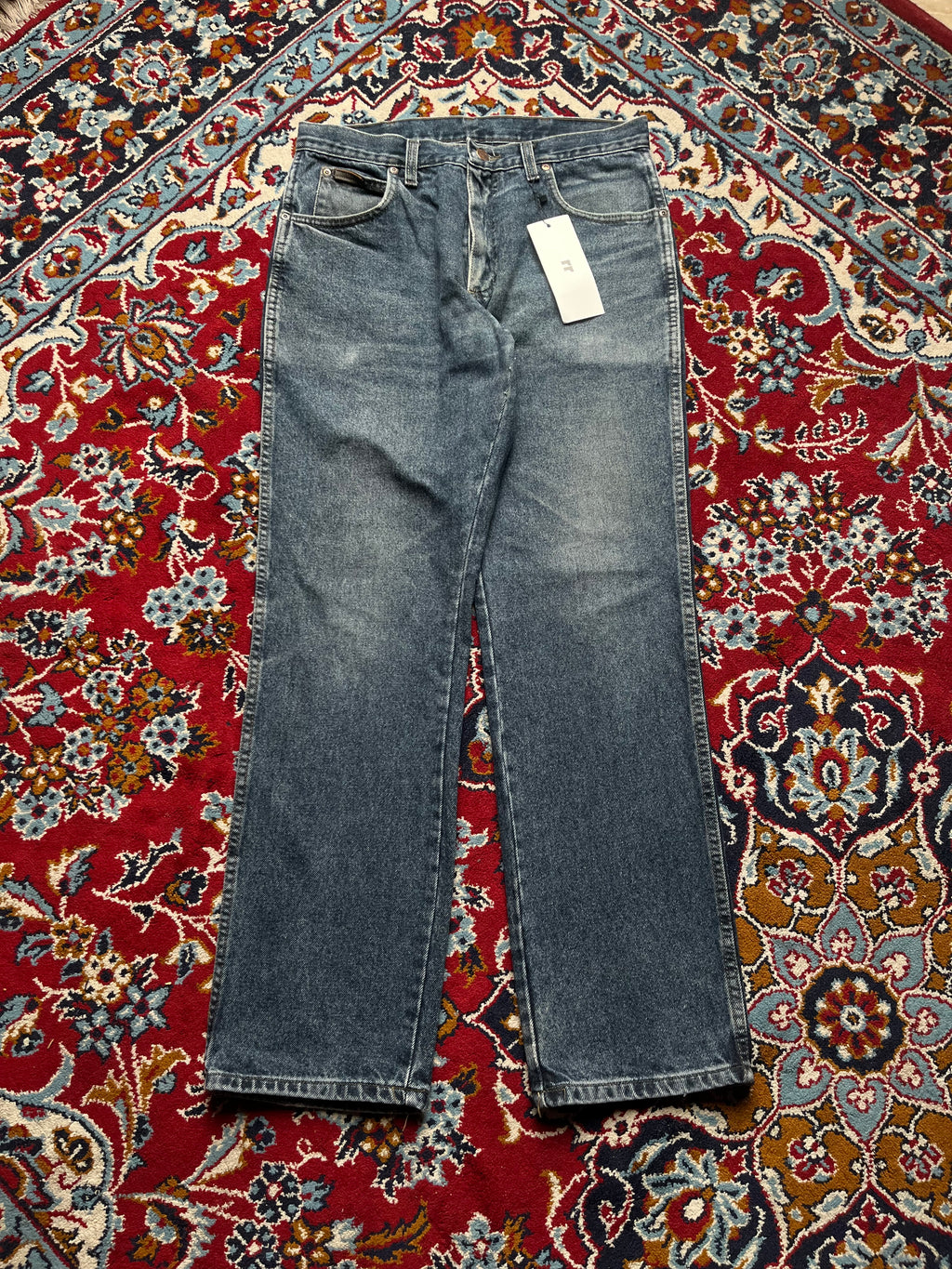 Vintage Wrangler Authentics Dark WashED Straight FIT Jeans - 30