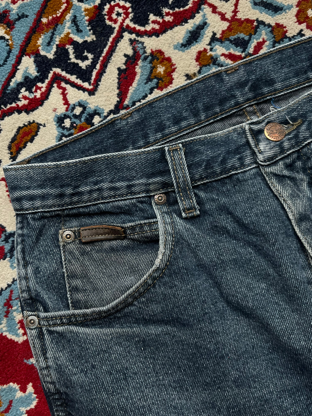 Vintage Wrangler Authentics Dark WashED Straight FIT Jeans - 30