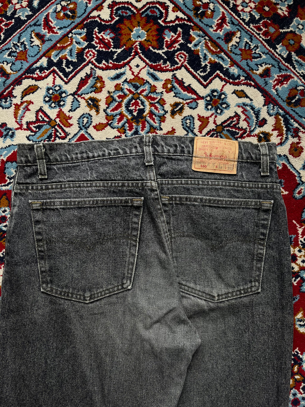 Vintage Levi's 550 Heavyweight Blackish gray WashED Denim JEANS - 36