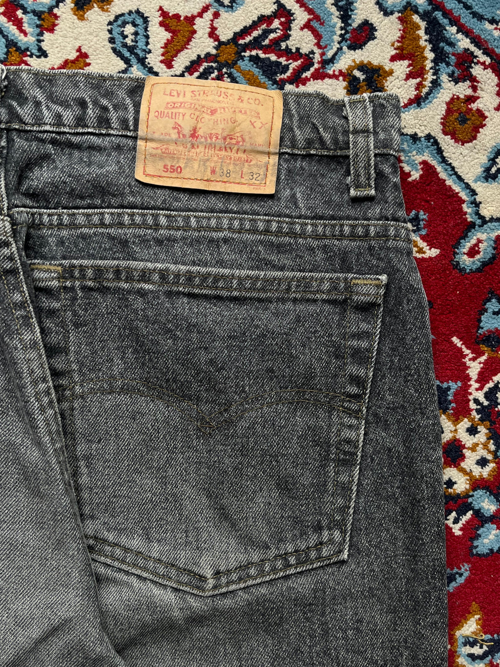 Vintage Levi's 550 Heavyweight Blackish gray WashED Denim JEANS - 36