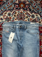 Diesel Larkee WashED Light Blue Straight Fit JEANS - 34
