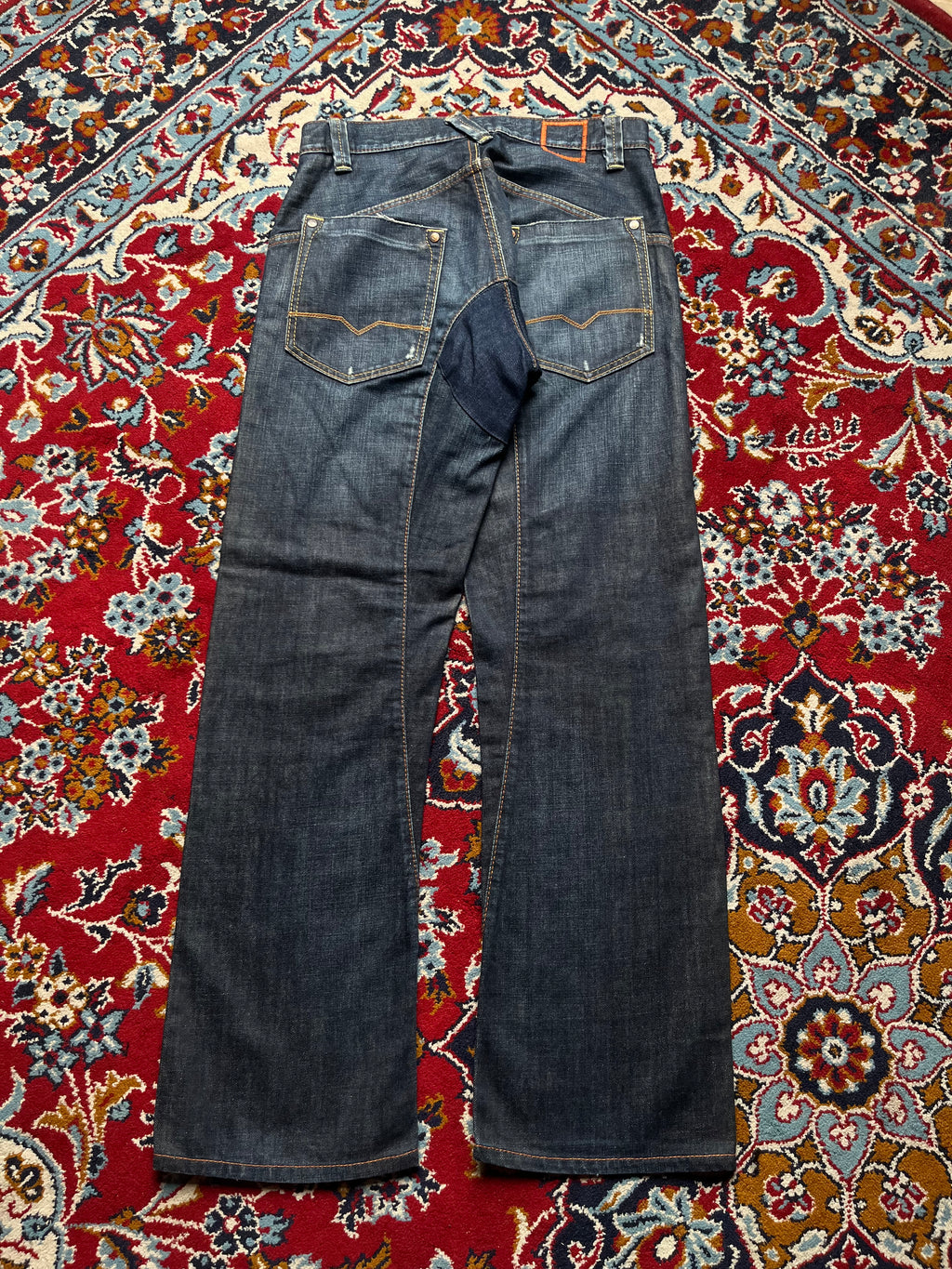 Vintage Hugo Boss Distressed Stitching Details Straight BOOTCUT Dark WashED JEANS - 30