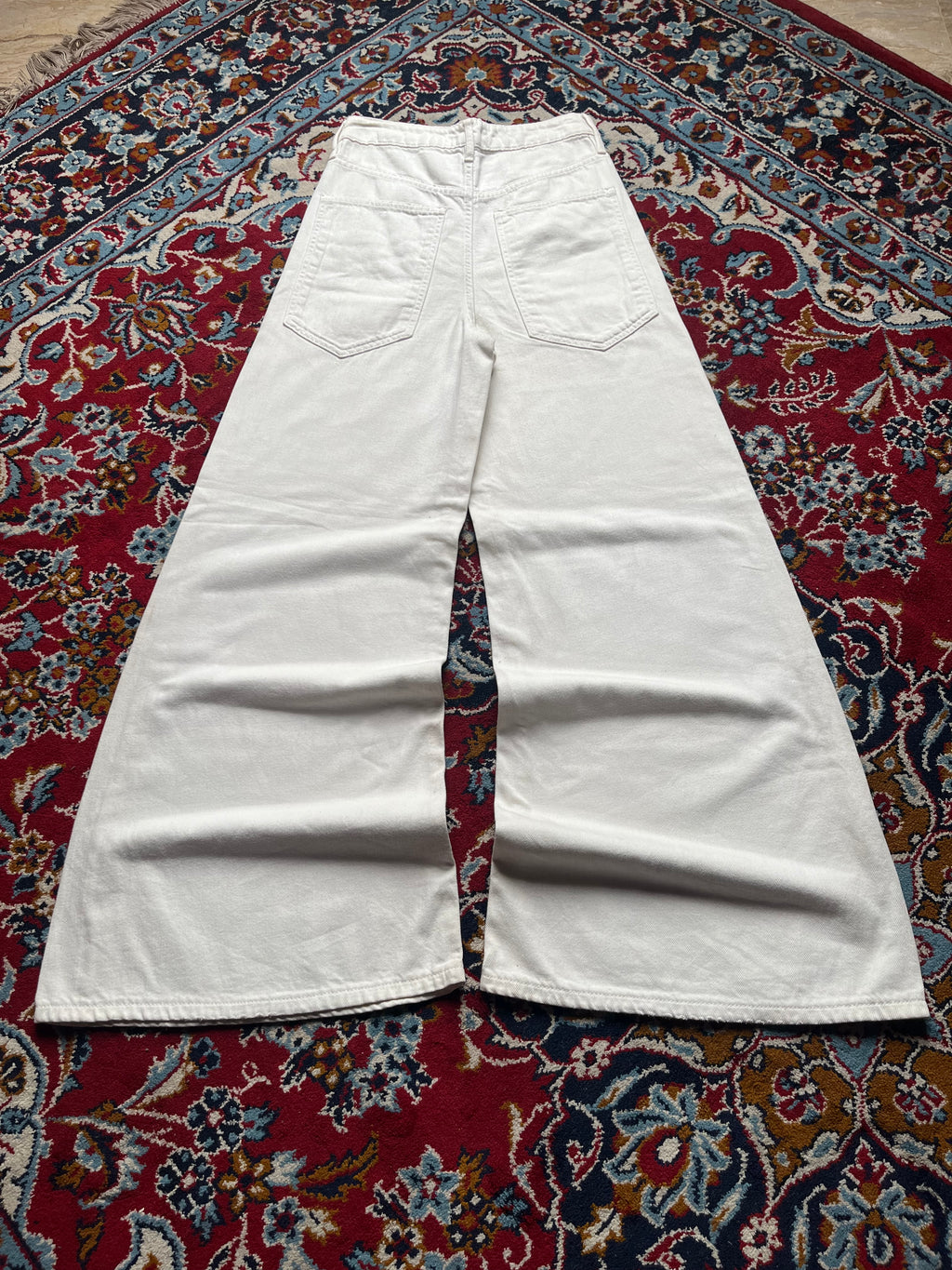 Zara Woman Premium High Waisted Wide FIT FlareD JEANS - 26