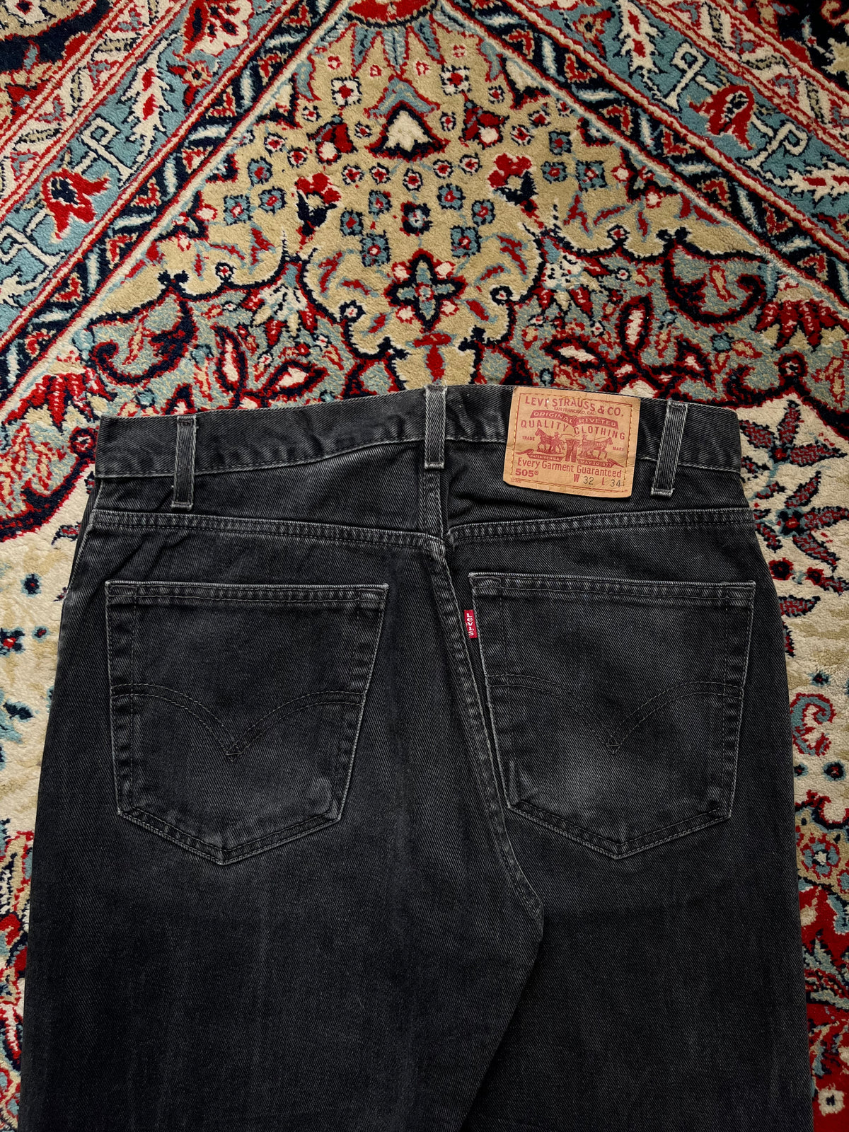 Vintage Levi's 505 Regular Straight FIT Faded Black Jeans - 32