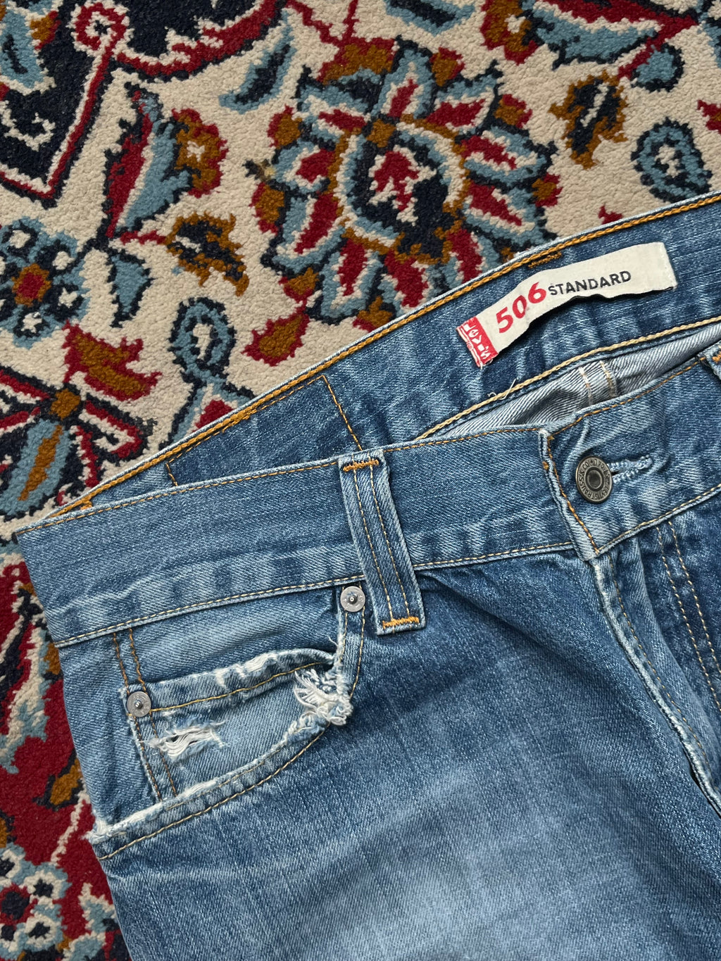 Vintage Levi's 506 Standard Distressed Blue WashED Straight BOOTCUT FIT JEANS - 34