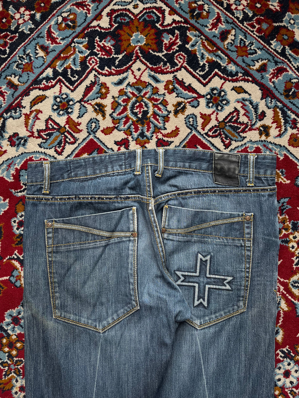 Vintage Zuelements Blue WashED Distressed Straight FIT JEANS - 34