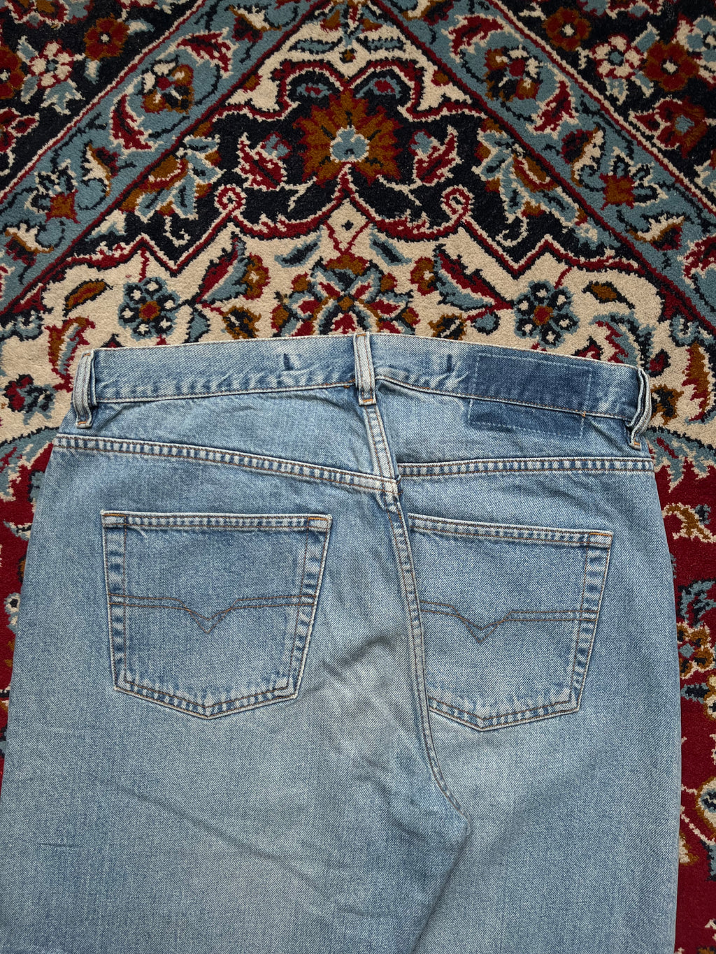 Vintage Diesel Relaxed FIT Light WashED JEANS - 32