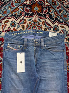 Diesel Viker BLUE WashED Straight FIT JEANS - 32