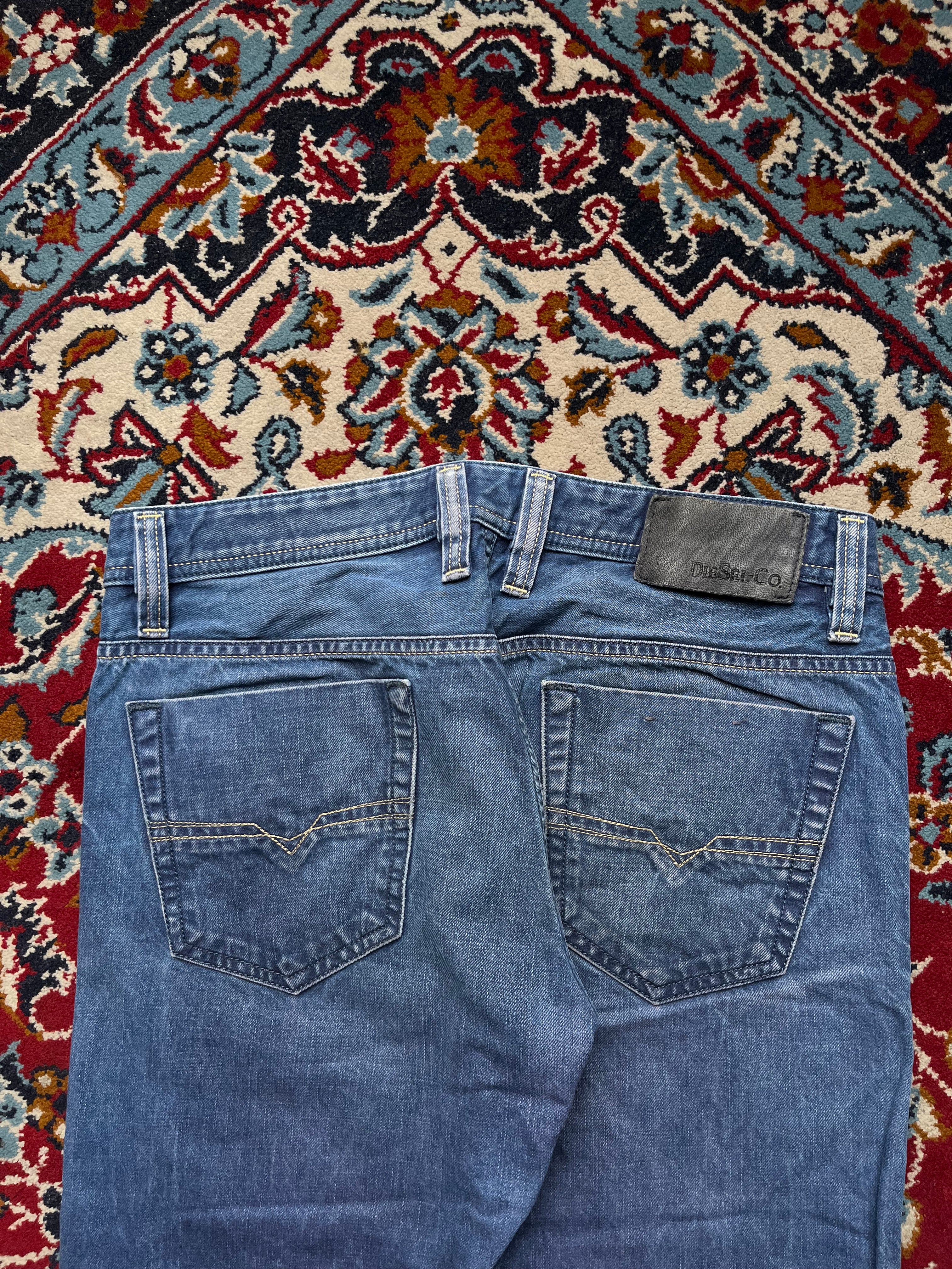 Diesel Viker BLUE WashED Straight FIT JEANS - 32