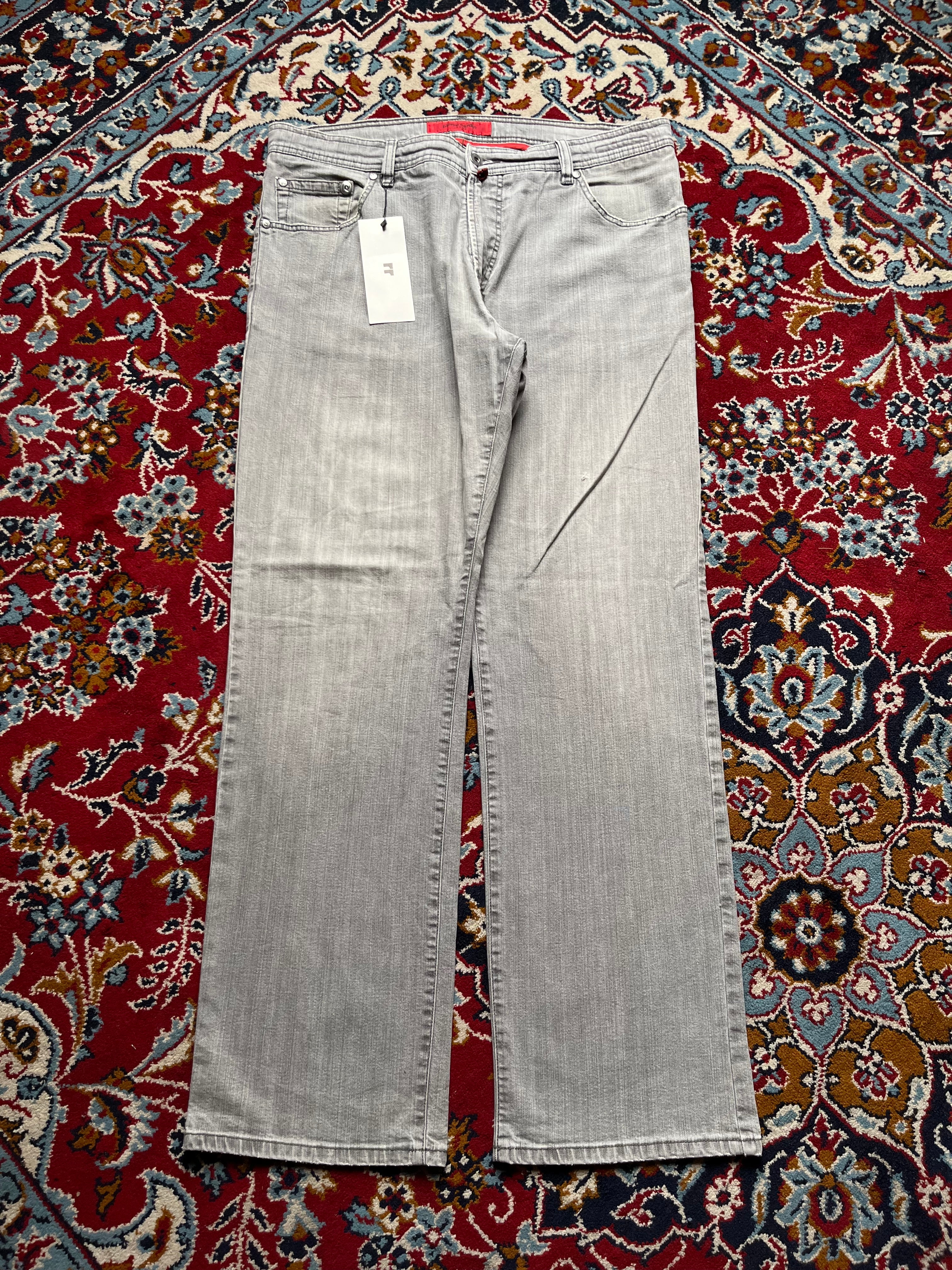 Pierre Cardin Mod Deauville Light Gray STRAIGHT Fit JEANS - 36