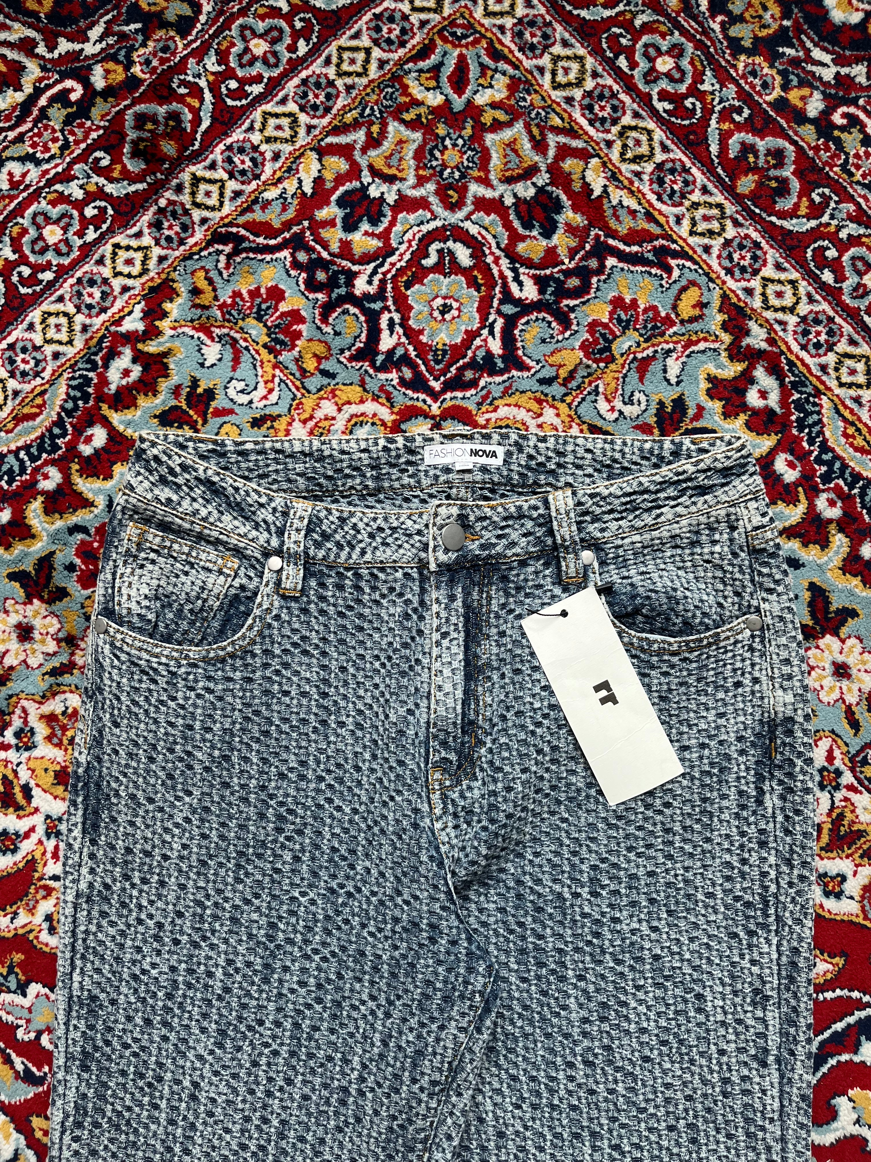 Fashion Nova Textured Basketweave Pattern FlareD JEANS - 30