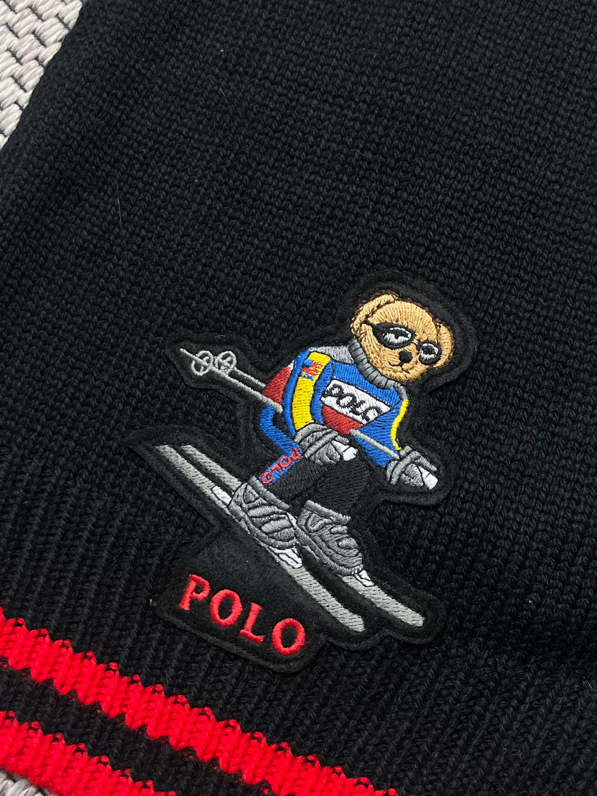 Polo Ralph Lauren Downhill Skier Bear Knit Muffler