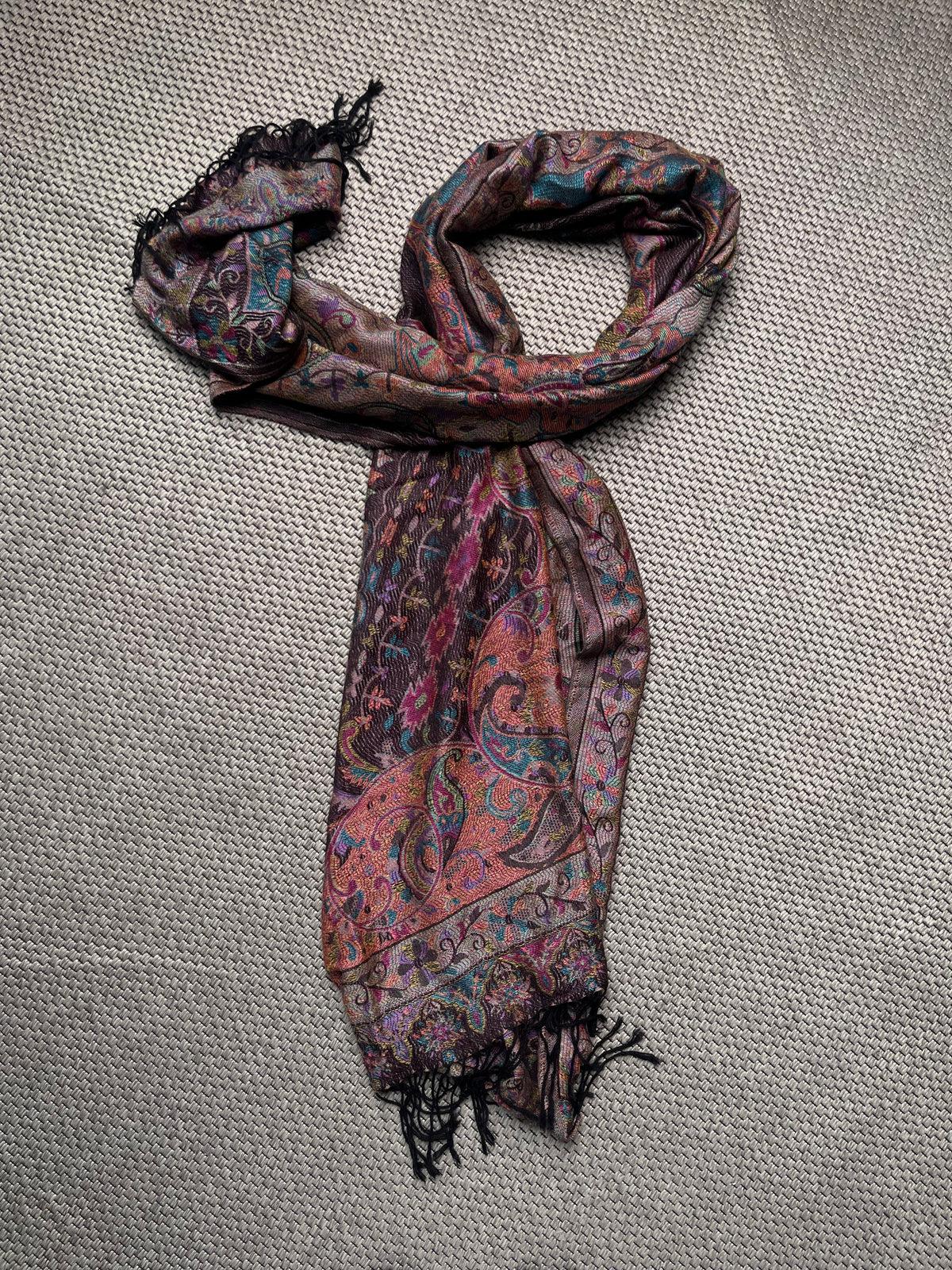 Vintage Bohemian Paisley Jacquard Floral Pashmina Shawl