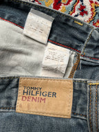 Vintage Tommy Hilfiger Medium WashED Wide FIT JEANS - 32