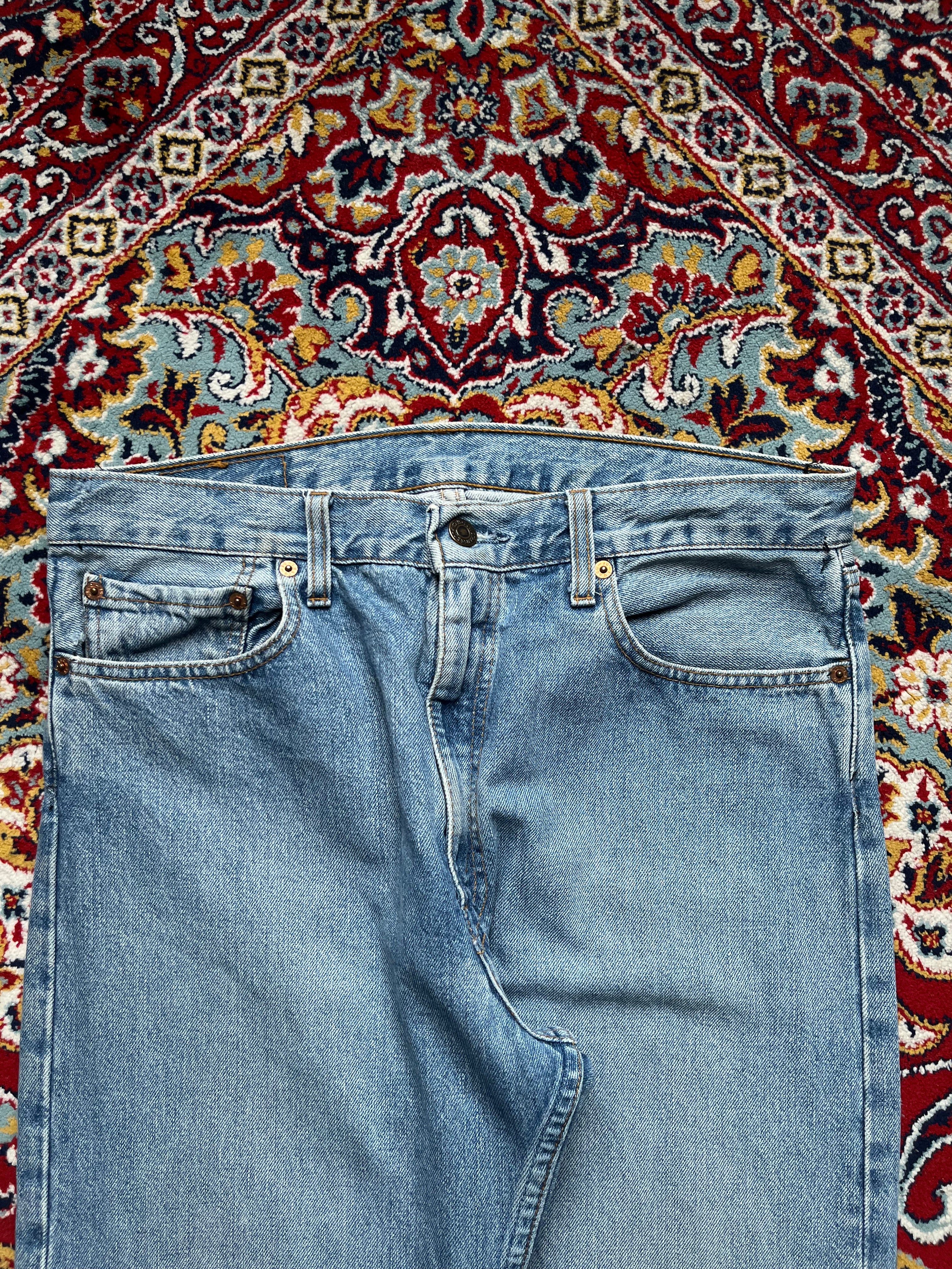 Levi's Light WashED Straight FIT Classic JEANS - 32