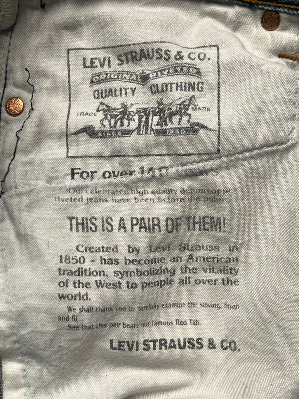 Levi's Light WashED Straight FIT Classic JEANS - 32