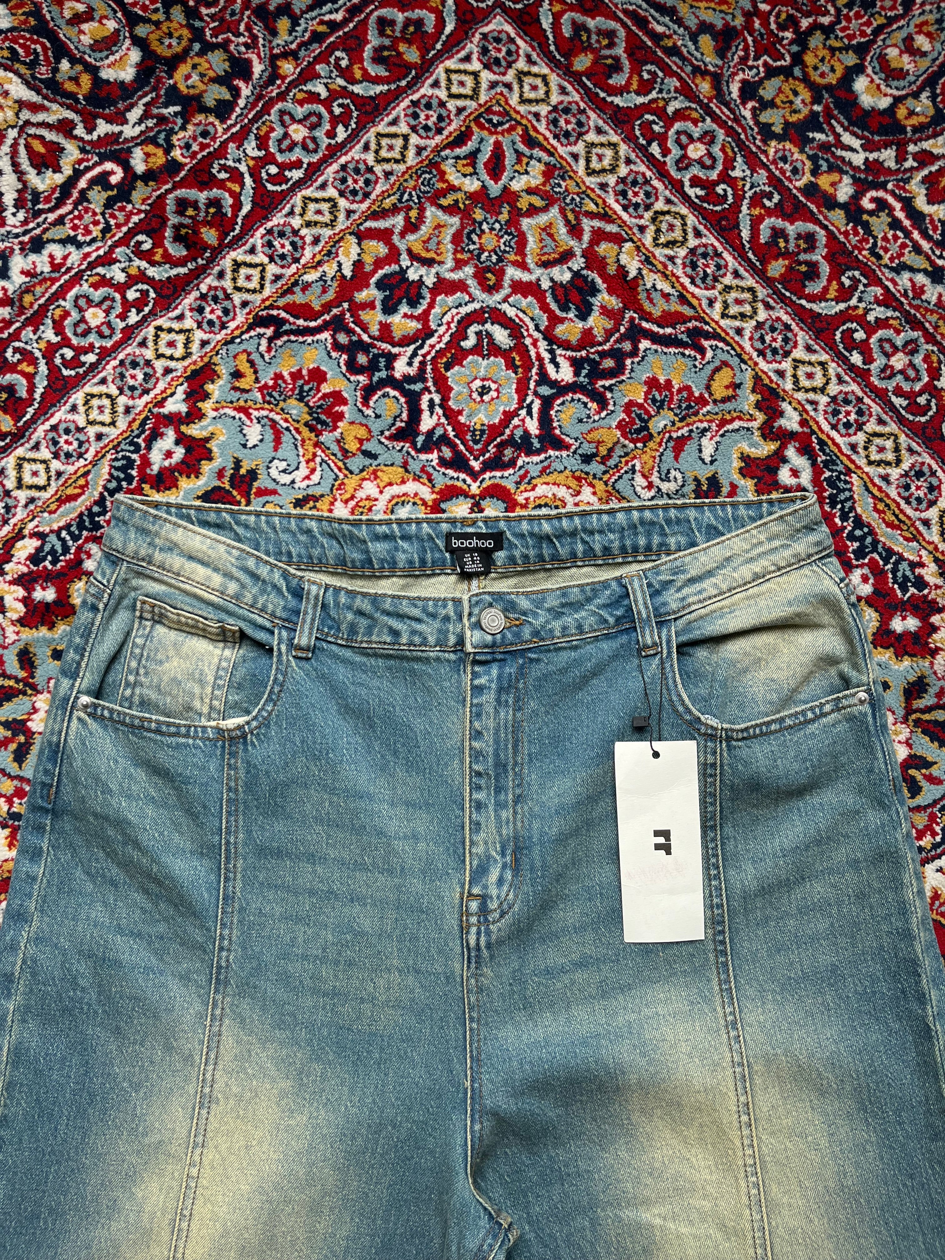 Boohoo MAN Baggy Light WashED Jeans - 36