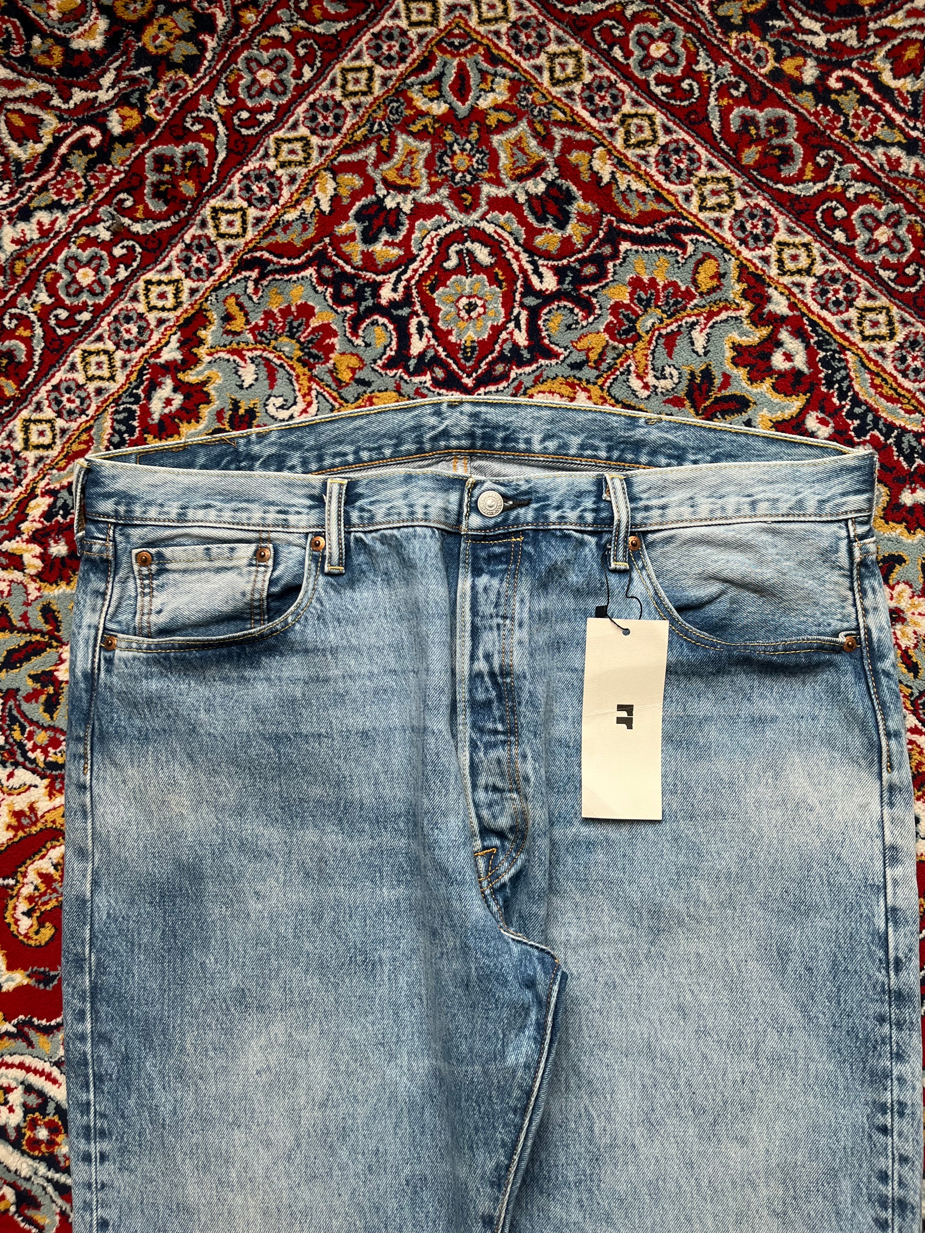 Levi's 501 Straight FIT Light WashED Jeans - 38