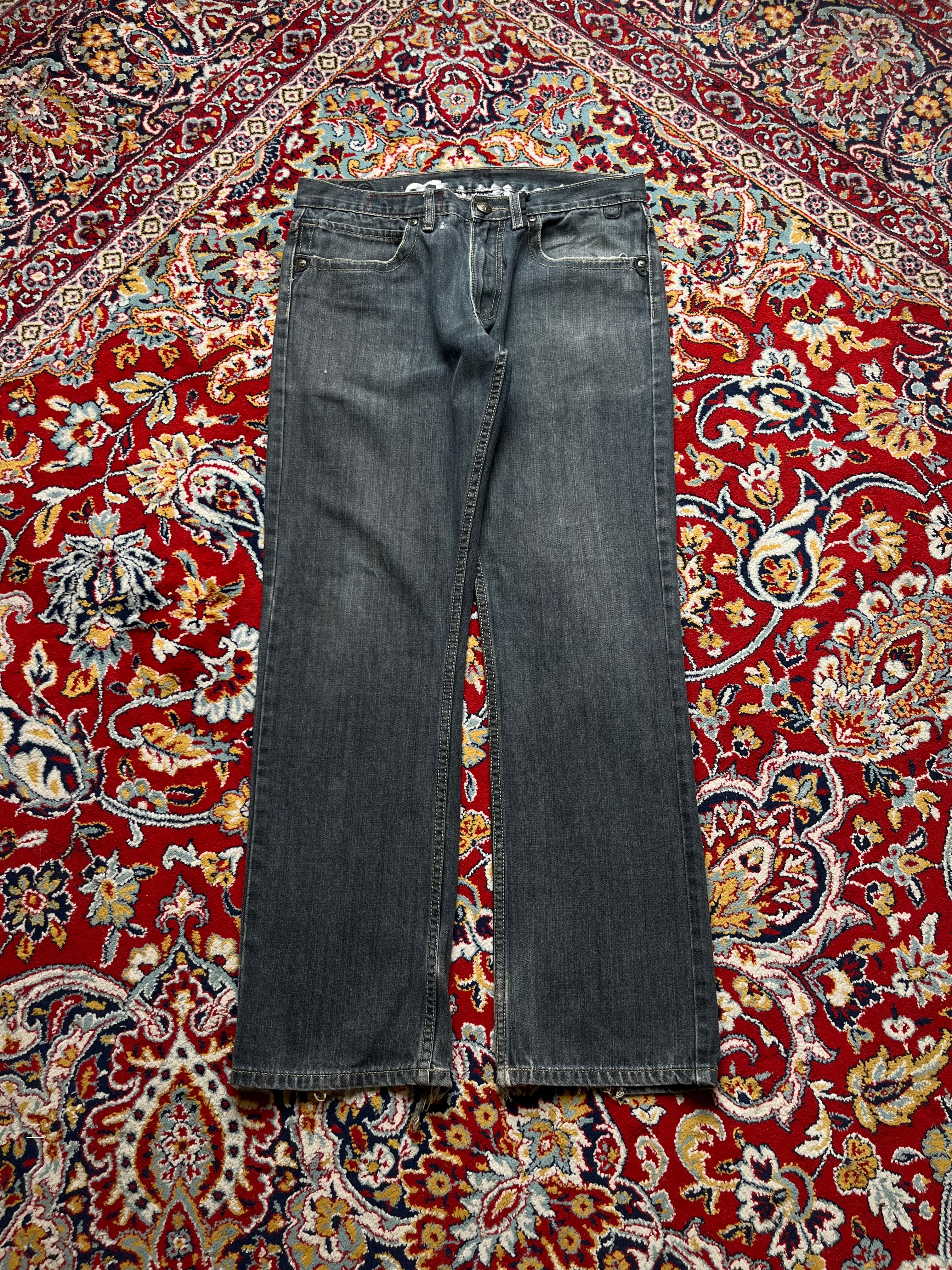 Rinse Request Distressed Straight Fit Jeans - 32