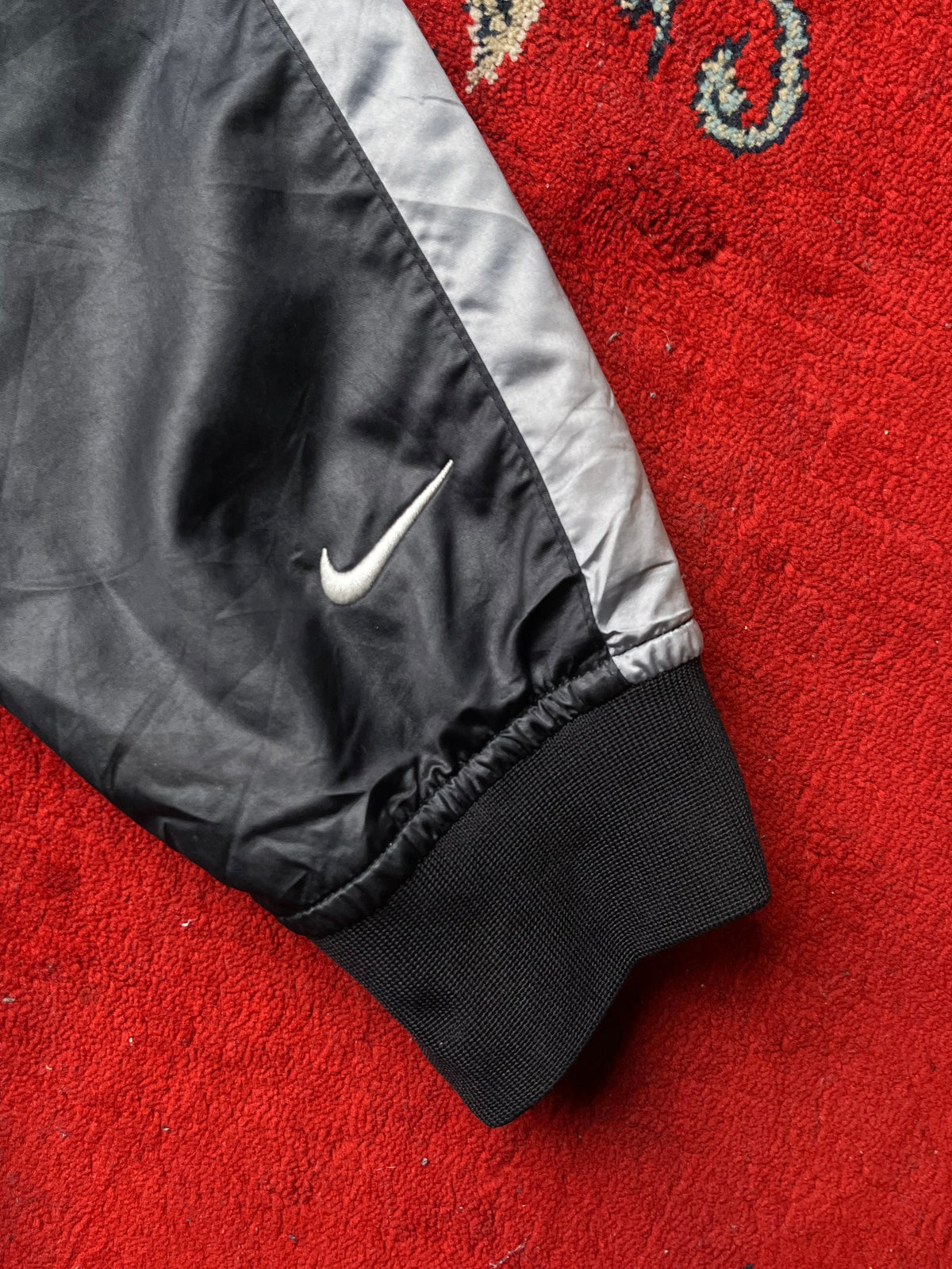 Nike Reversible Double Swoosh Quilted Padded Bomber Jacket - M