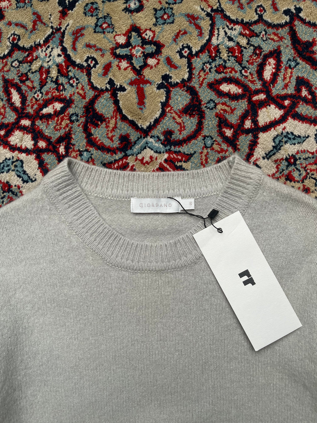 Giordano Light Heather Grey Extra Fine Merino Crewneck Knit Sweater - M