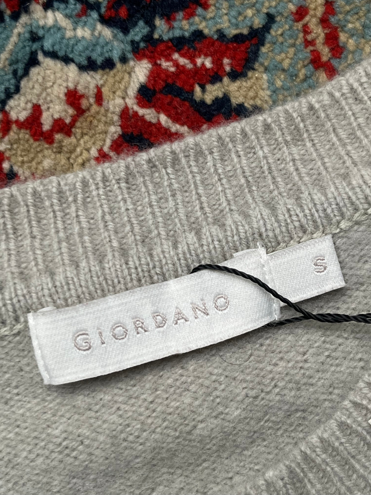 Giordano Light Heather Grey Extra Fine Merino Crewneck Knit Sweater - M