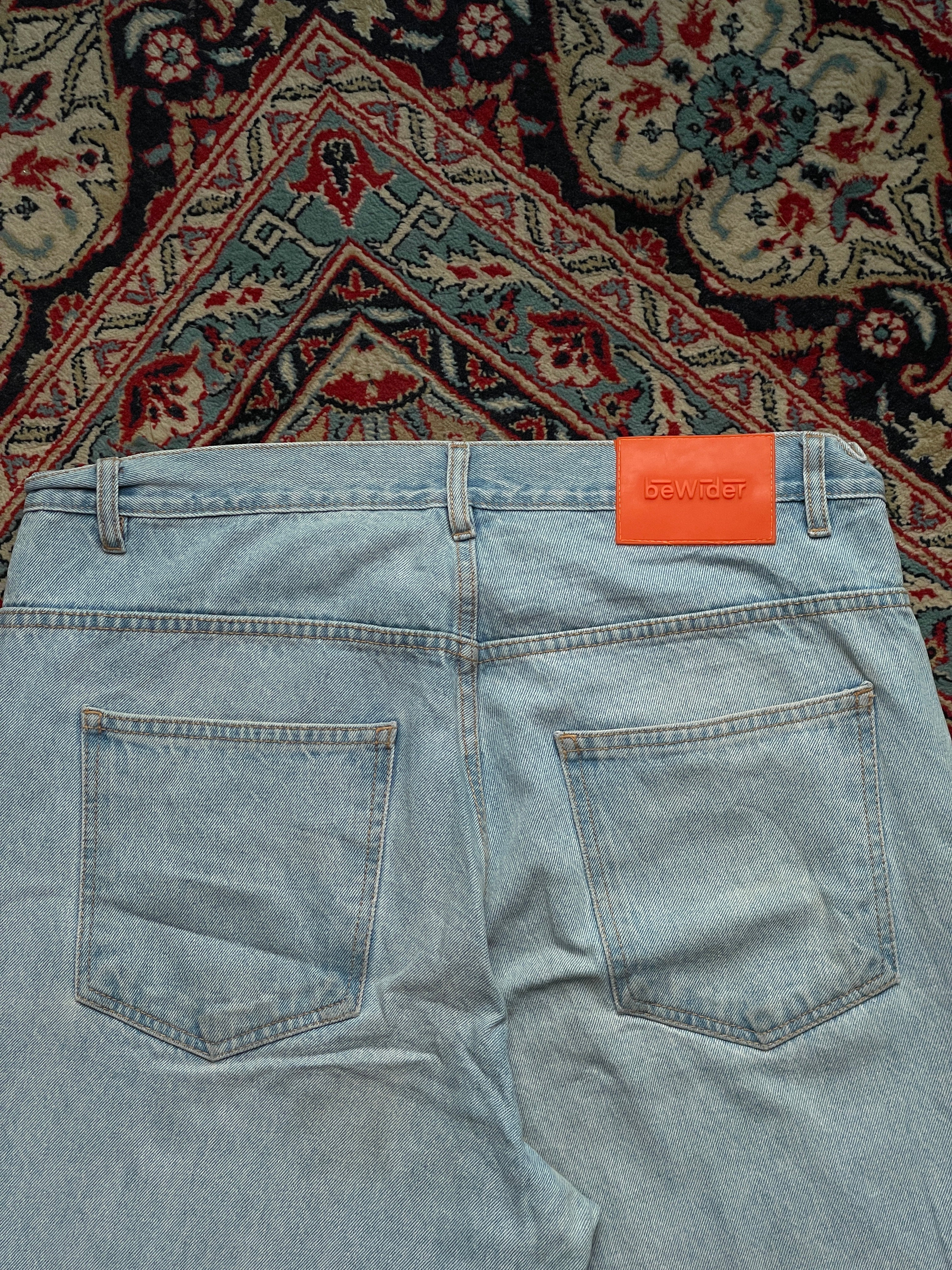 BEWIDER BAGGY Fit Light Wash JEANS - 34