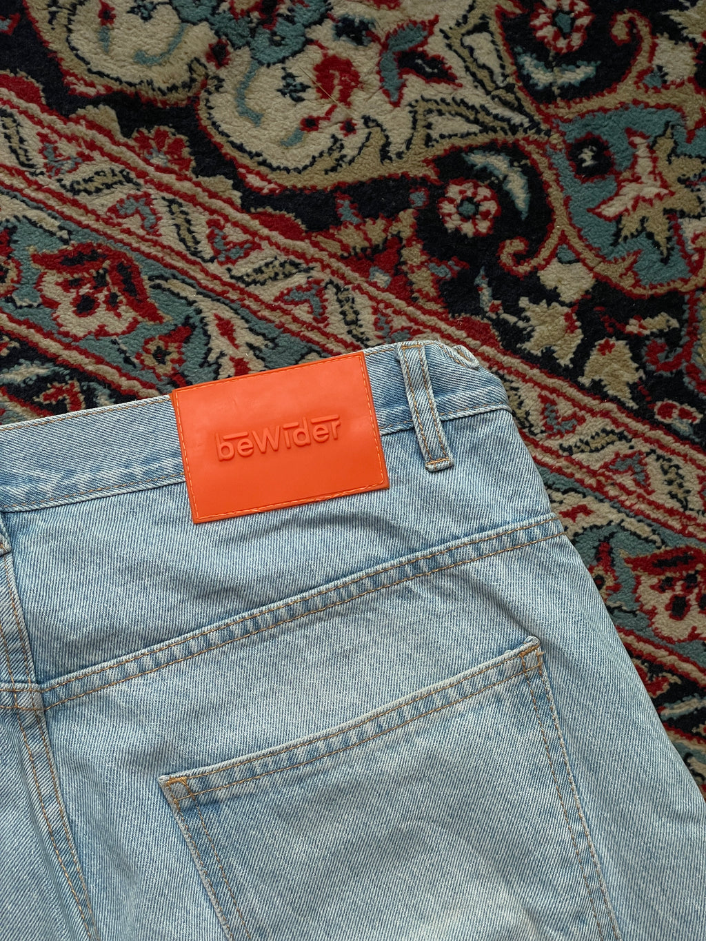 BEWIDER BAGGY Fit Light Wash JEANS - 34