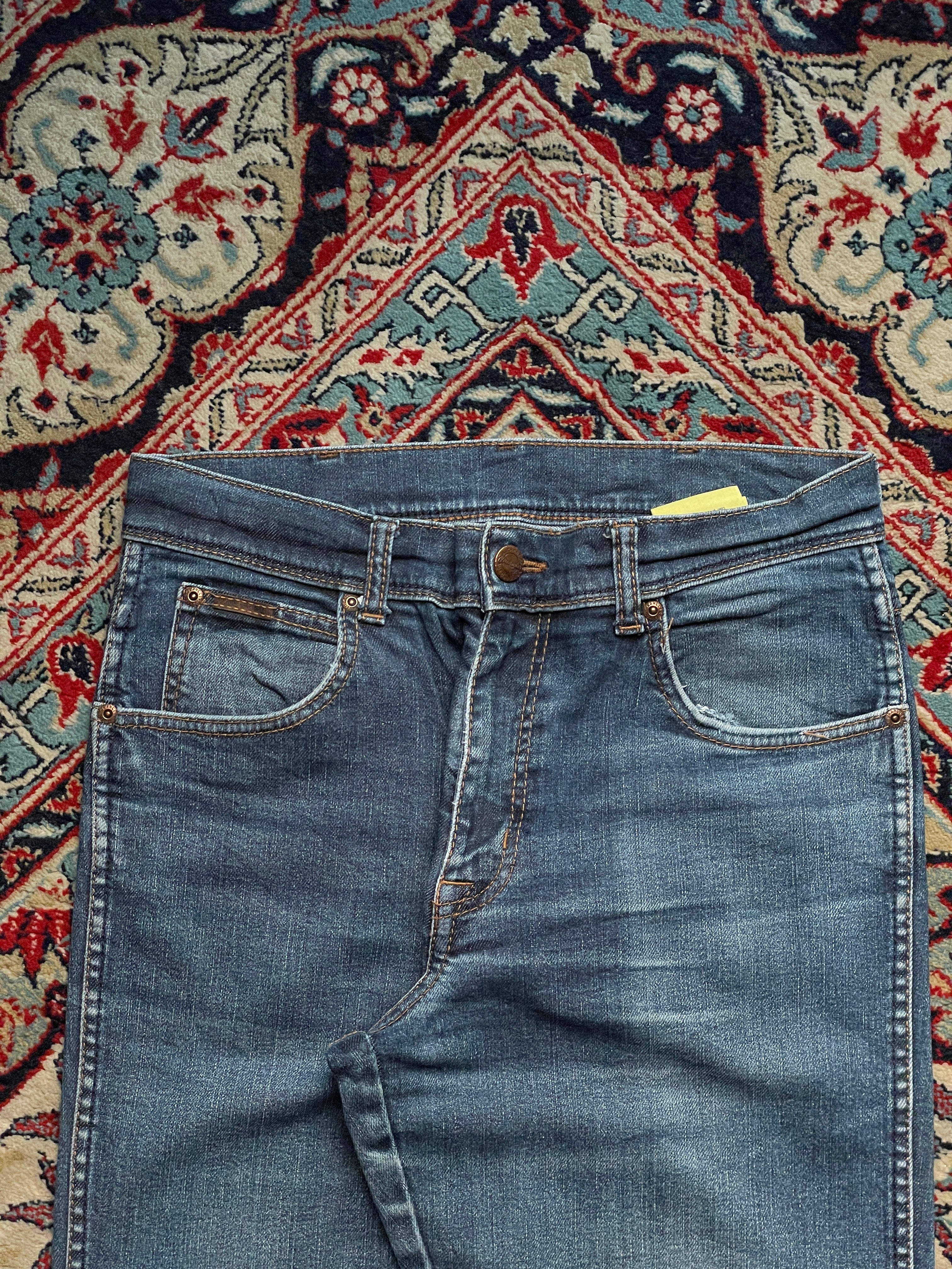 WRANGLER WAHED BLUE Straight FIT Denim JEANS - 28