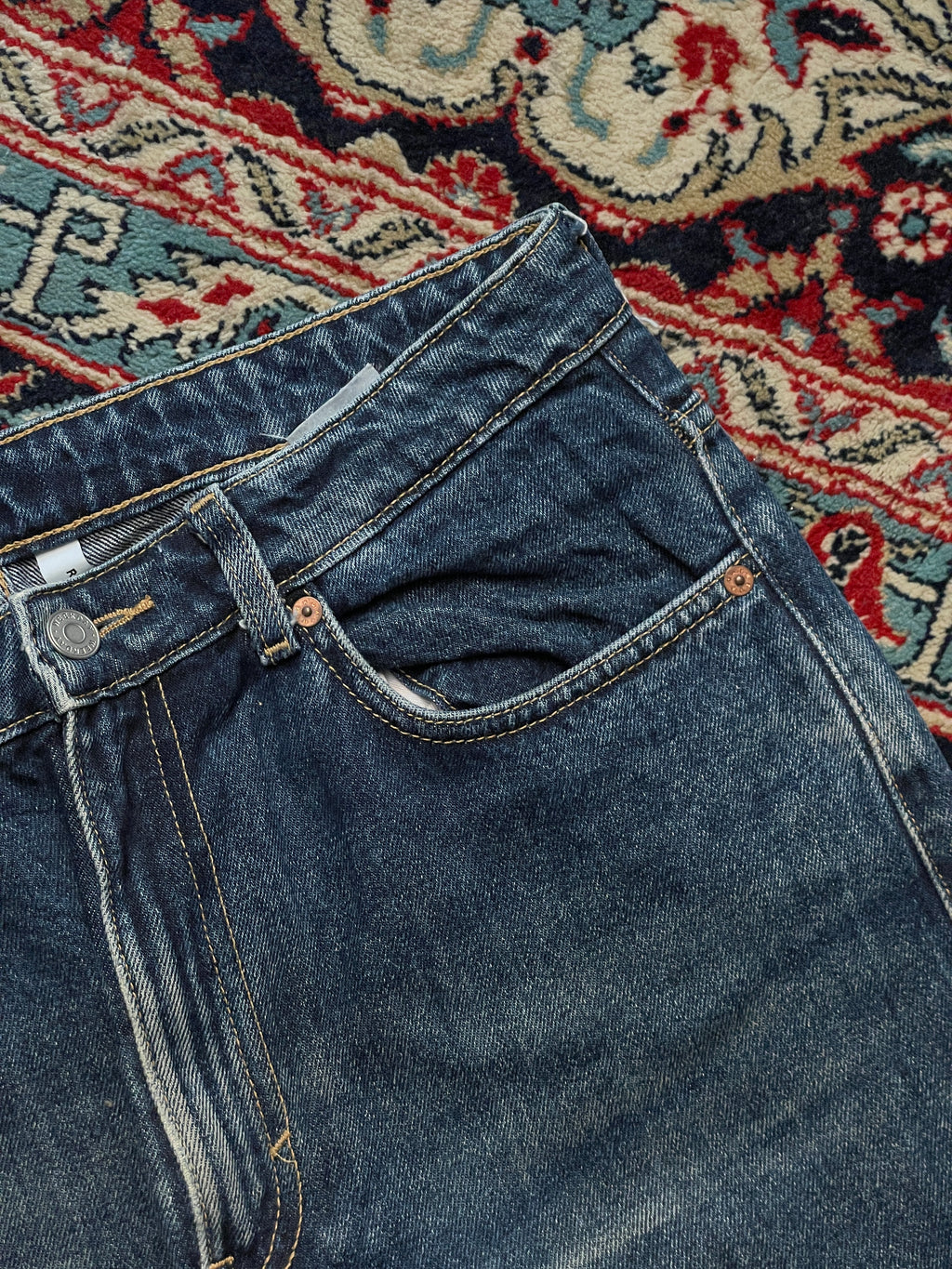 WEEKDAY Rowe High Waisted RELAXED FIT Dark Wash JEANS - 30