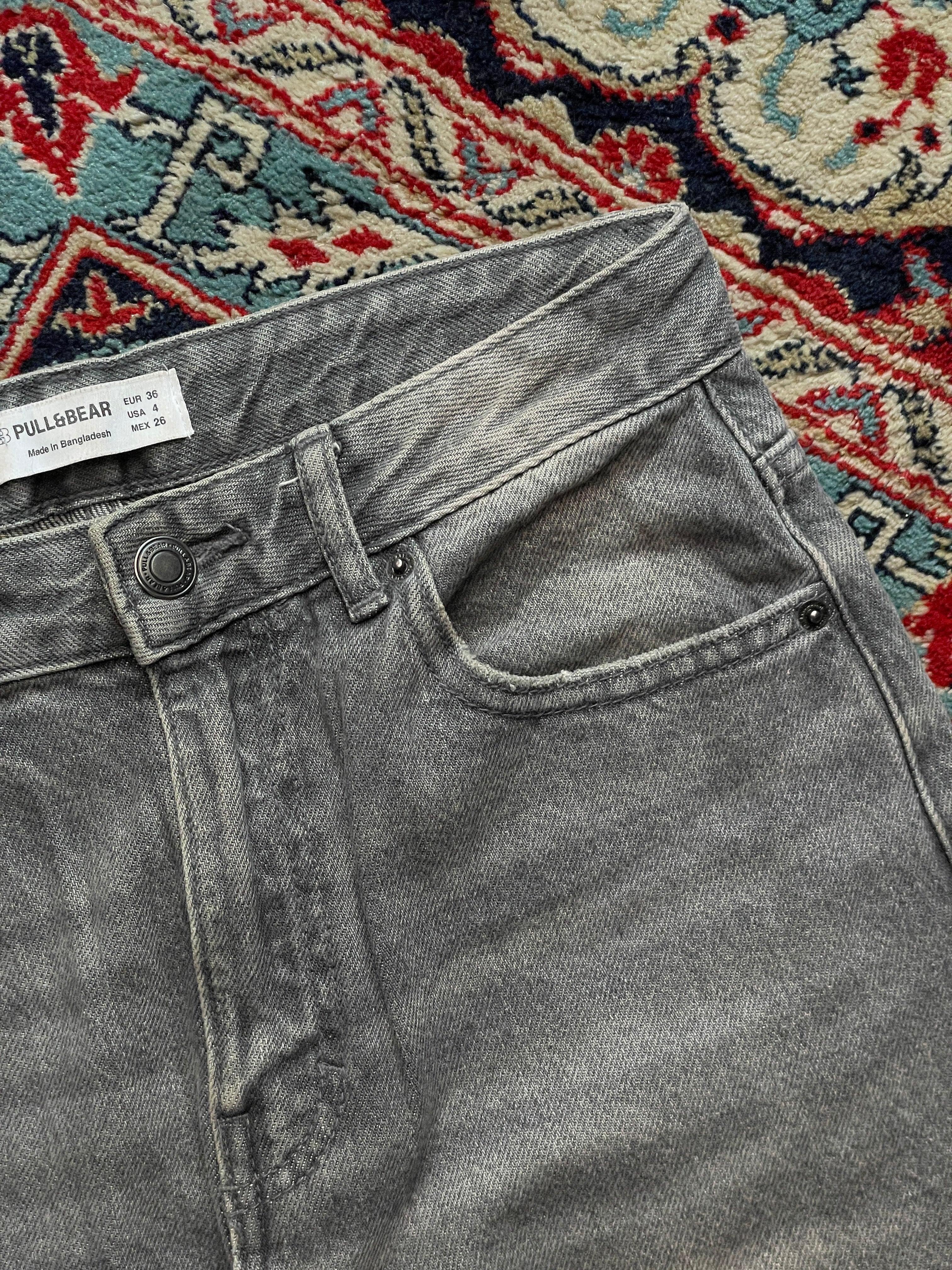 PULL&BEAR HIGH WAIST GREY WASH DENIM JEANS - 28