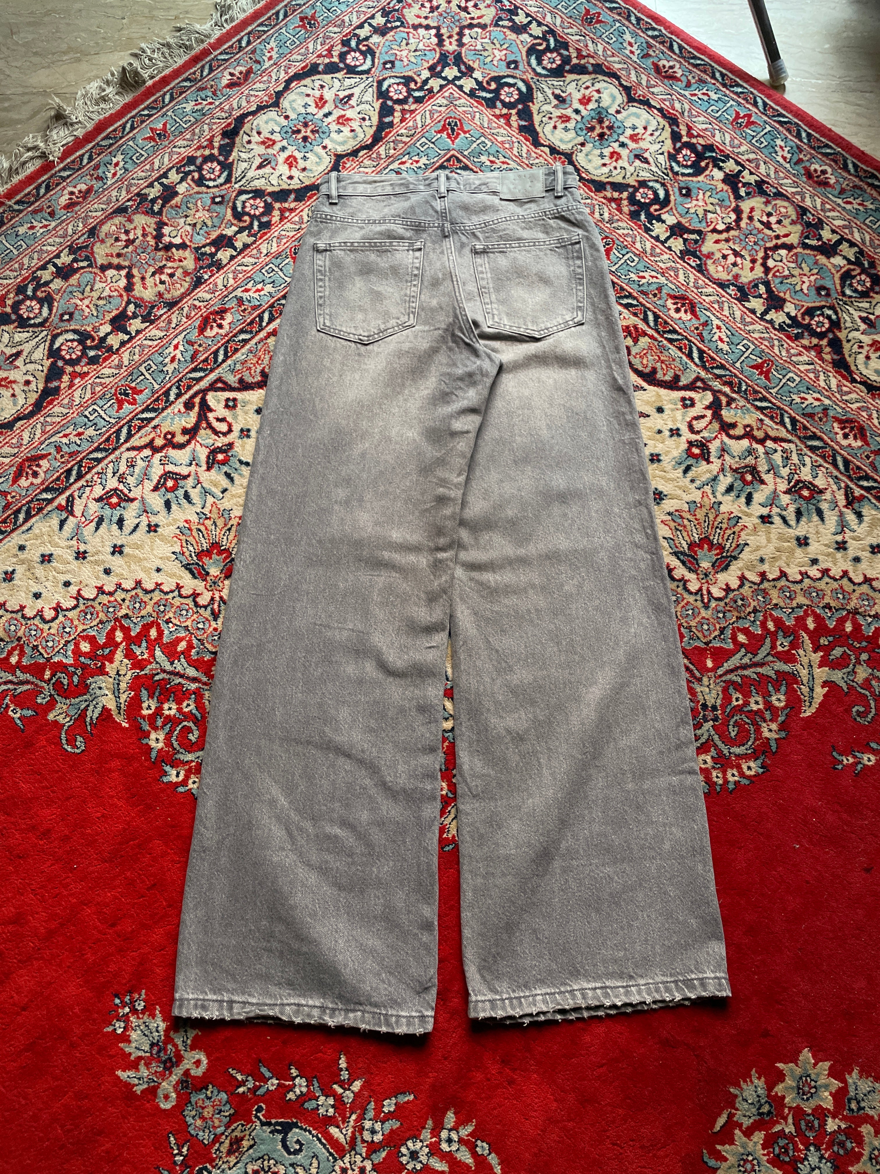 PULL&BEAR HIGH WAIST GREY WASH DENIM JEANS - 28