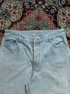 VANILIA VINTAGE LIGHT WASH HIGH WAISTED SUPER BAGGY JEANS - 30