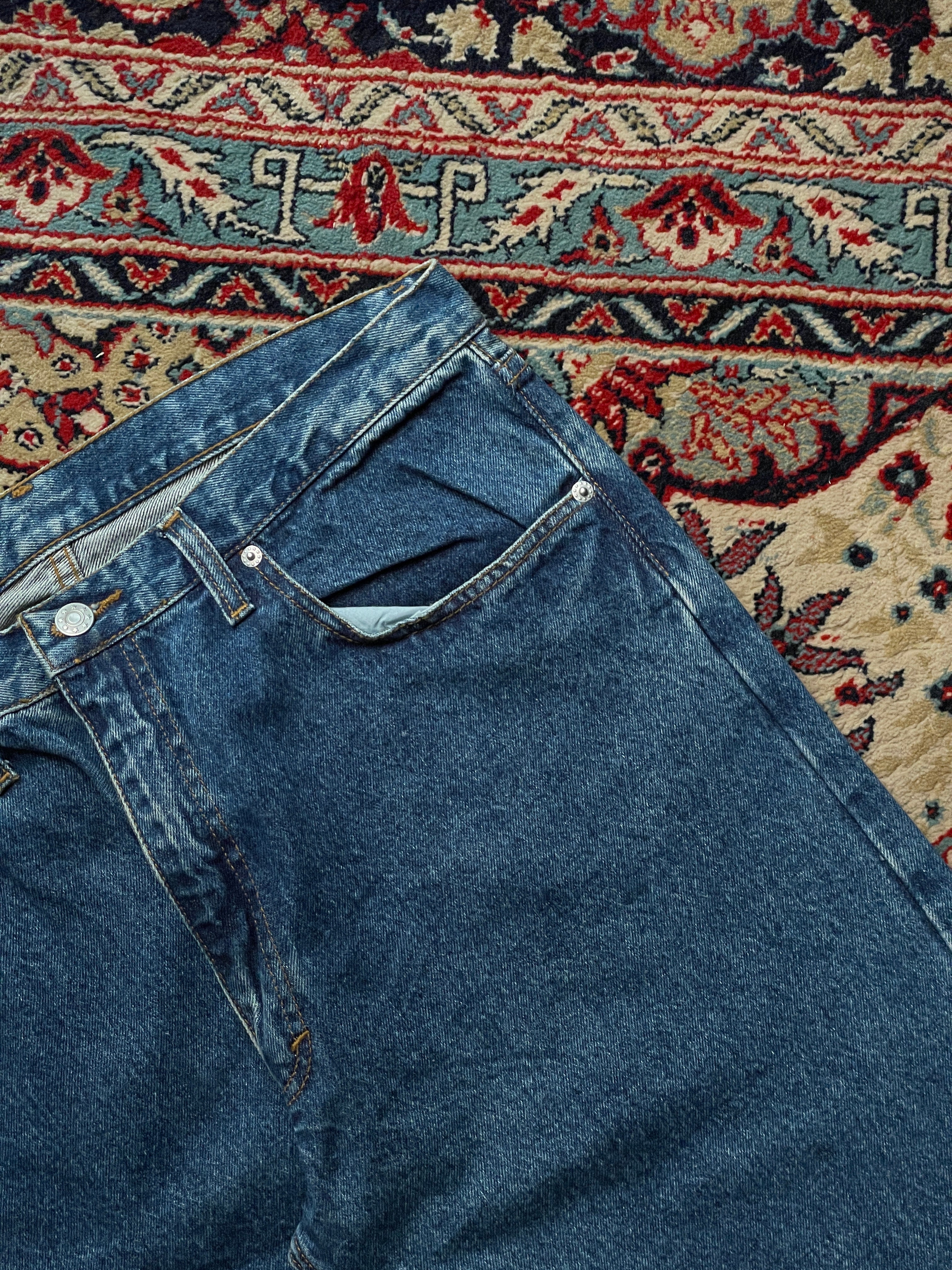 BASE ADELIE VOYAGE A L'EXTREME WASHED BLUE STRAIGHT DENIM JEANS - 34