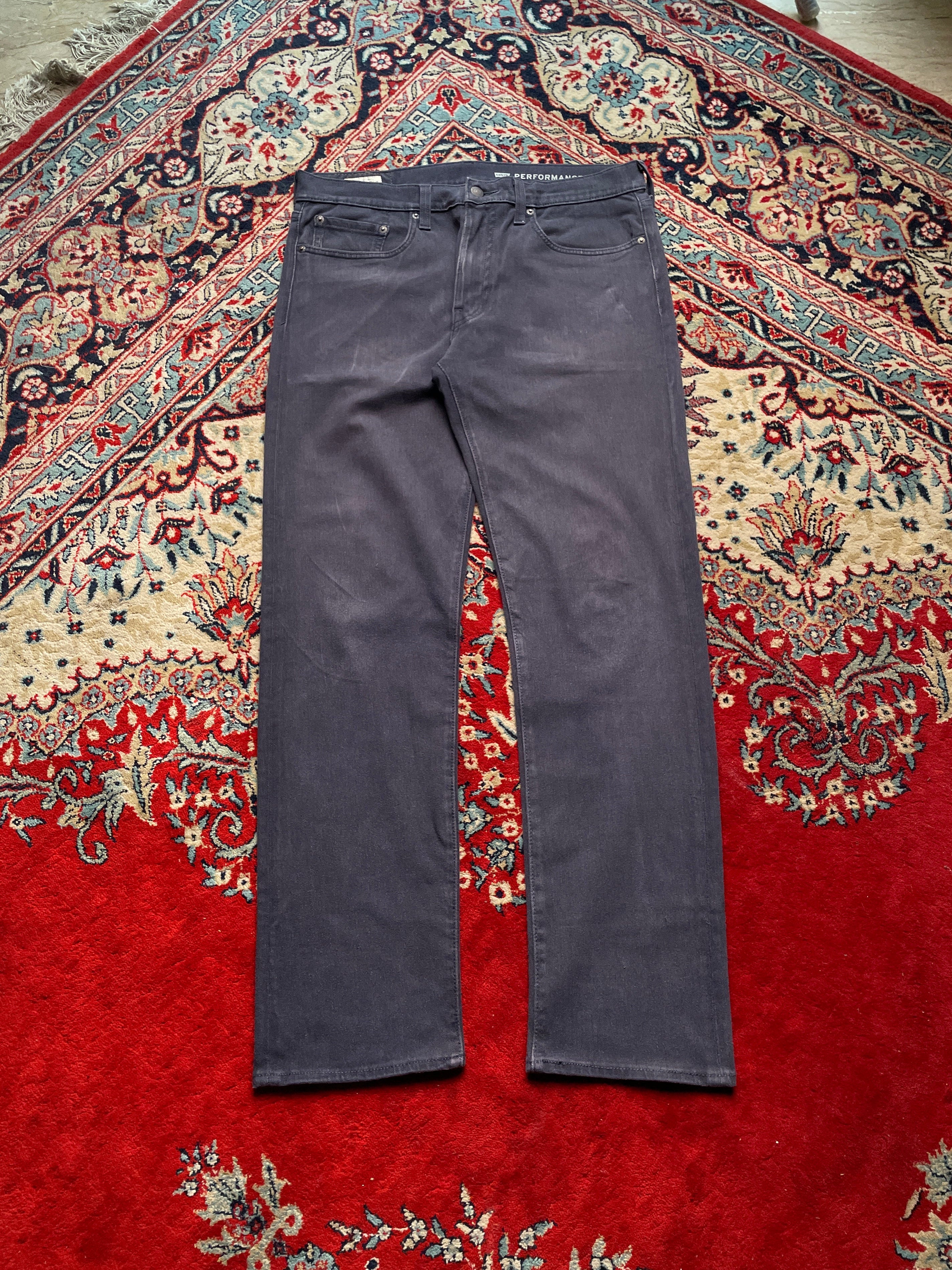 LEVIS 502 REGULAR TAPER PERFORMANCE STRETCH DENIM JEANS - 32