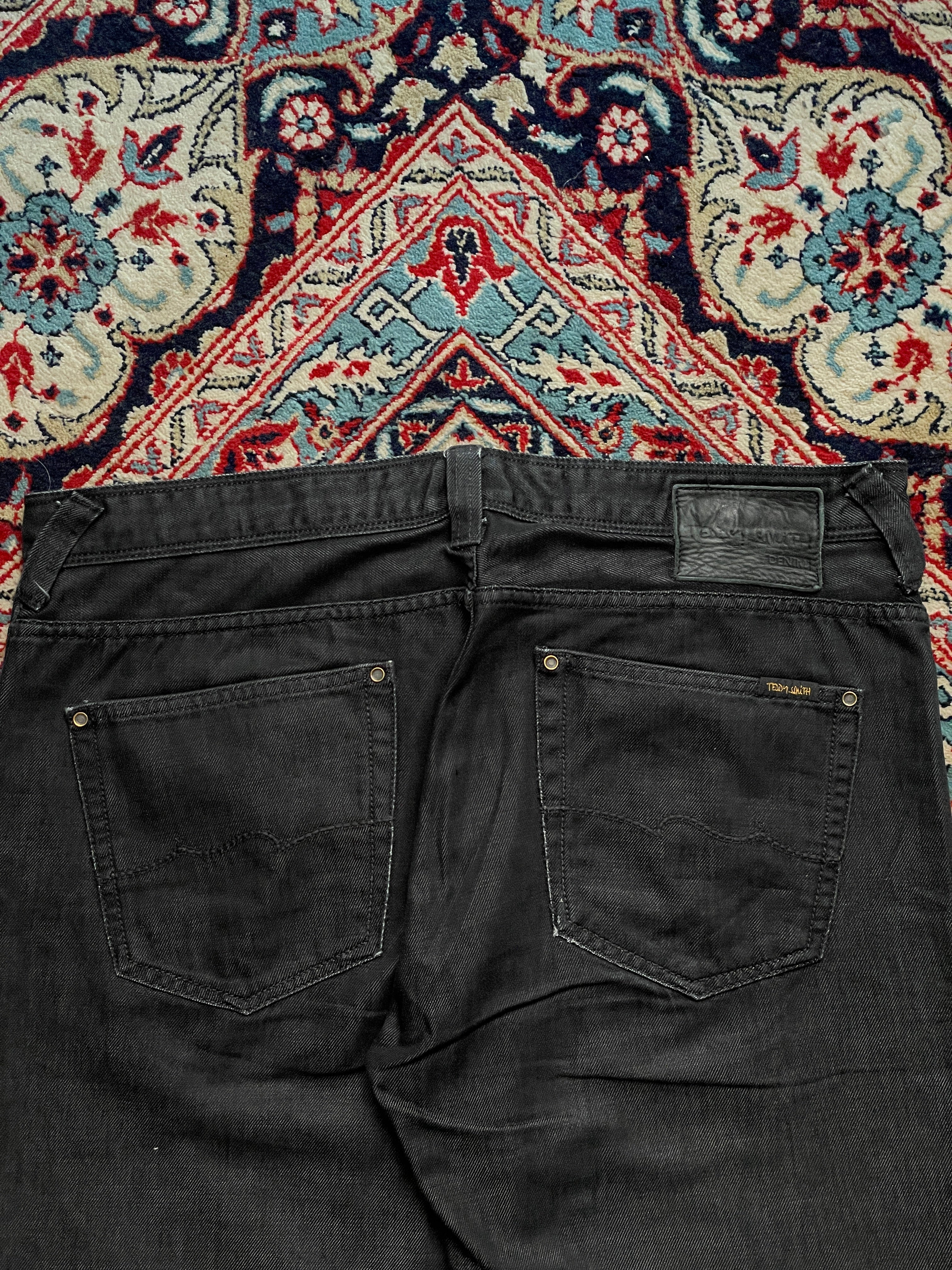 Teddy Smith STRAIGHT-BOOTCUT Fit Dark Grey Wash JEANS