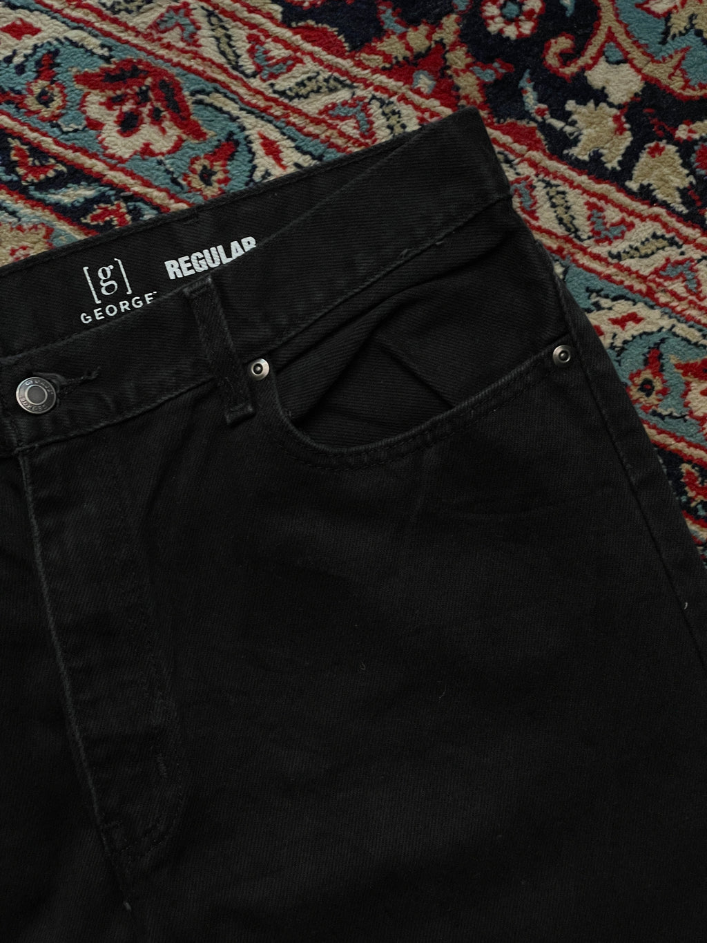 George STRAIGHT Fit Black JEANS - 36