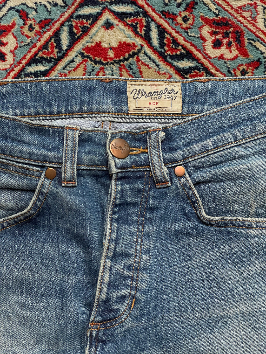 WRANGLER ACE LIGHT WASH DENIM STRAIGHT FIT VINTAGE JEANS - 28