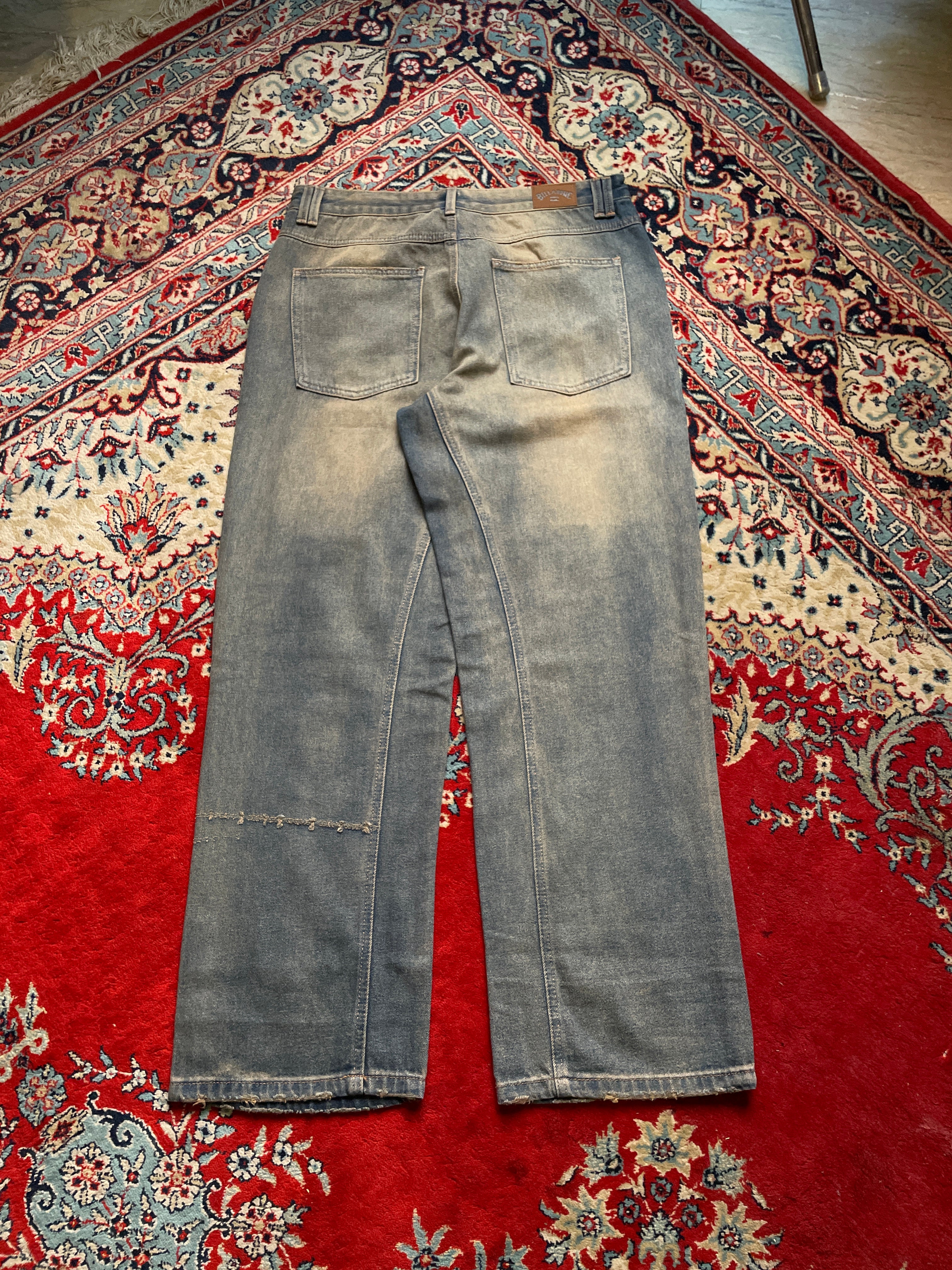BILLABONG VINTAGE WASH BAGGY FIT JEANS - 34