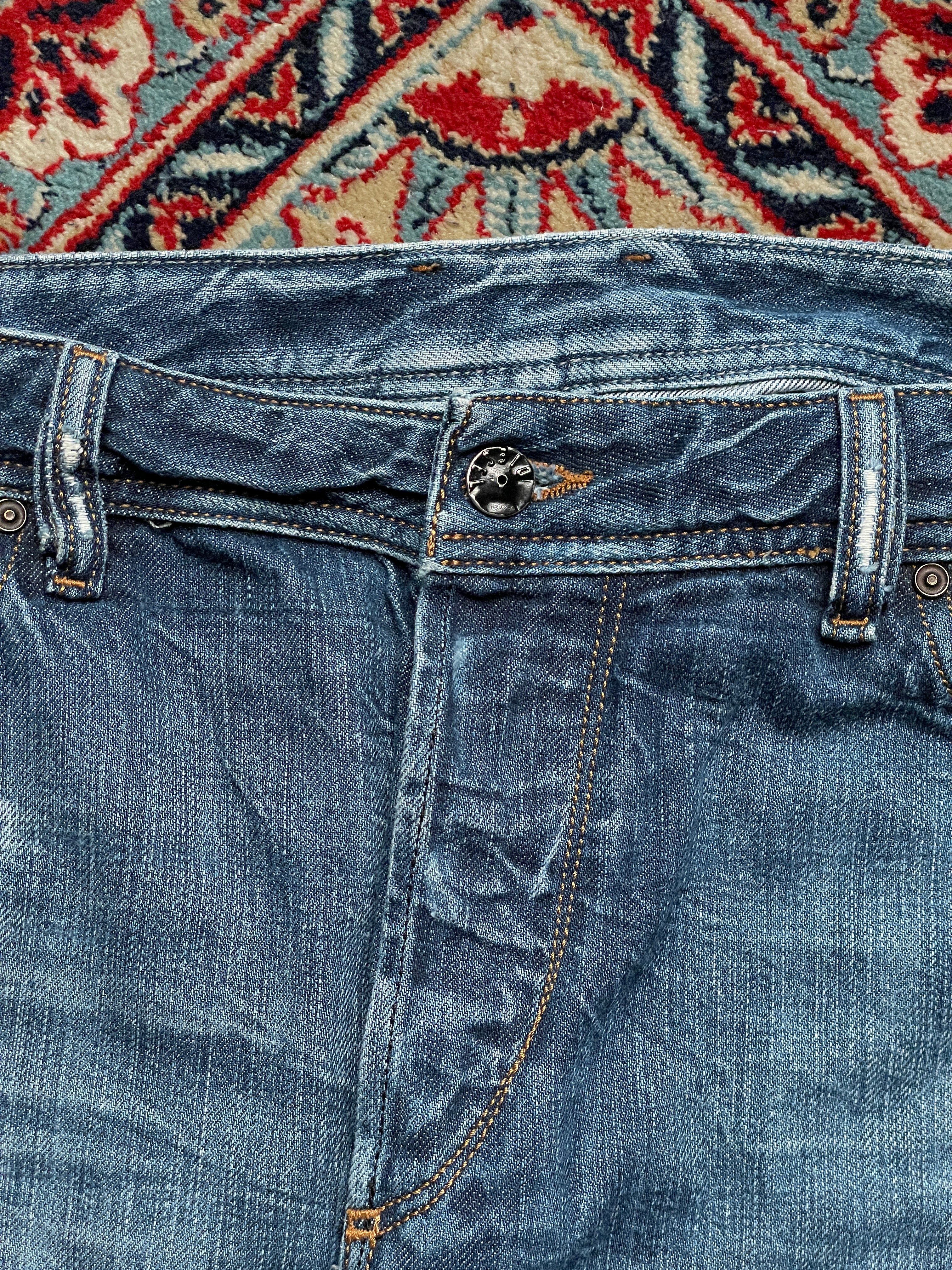 DIESEL KOOTLER WASHED BLUE STRAIGHT FIT JEANS - 38