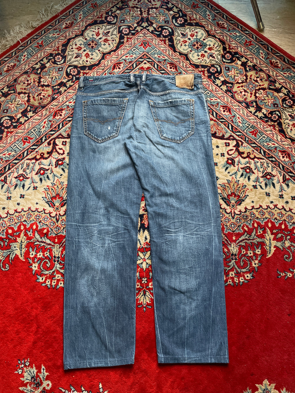 DIESEL KOOTLER WASHED BLUE STRAIGHT FIT JEANS - 38