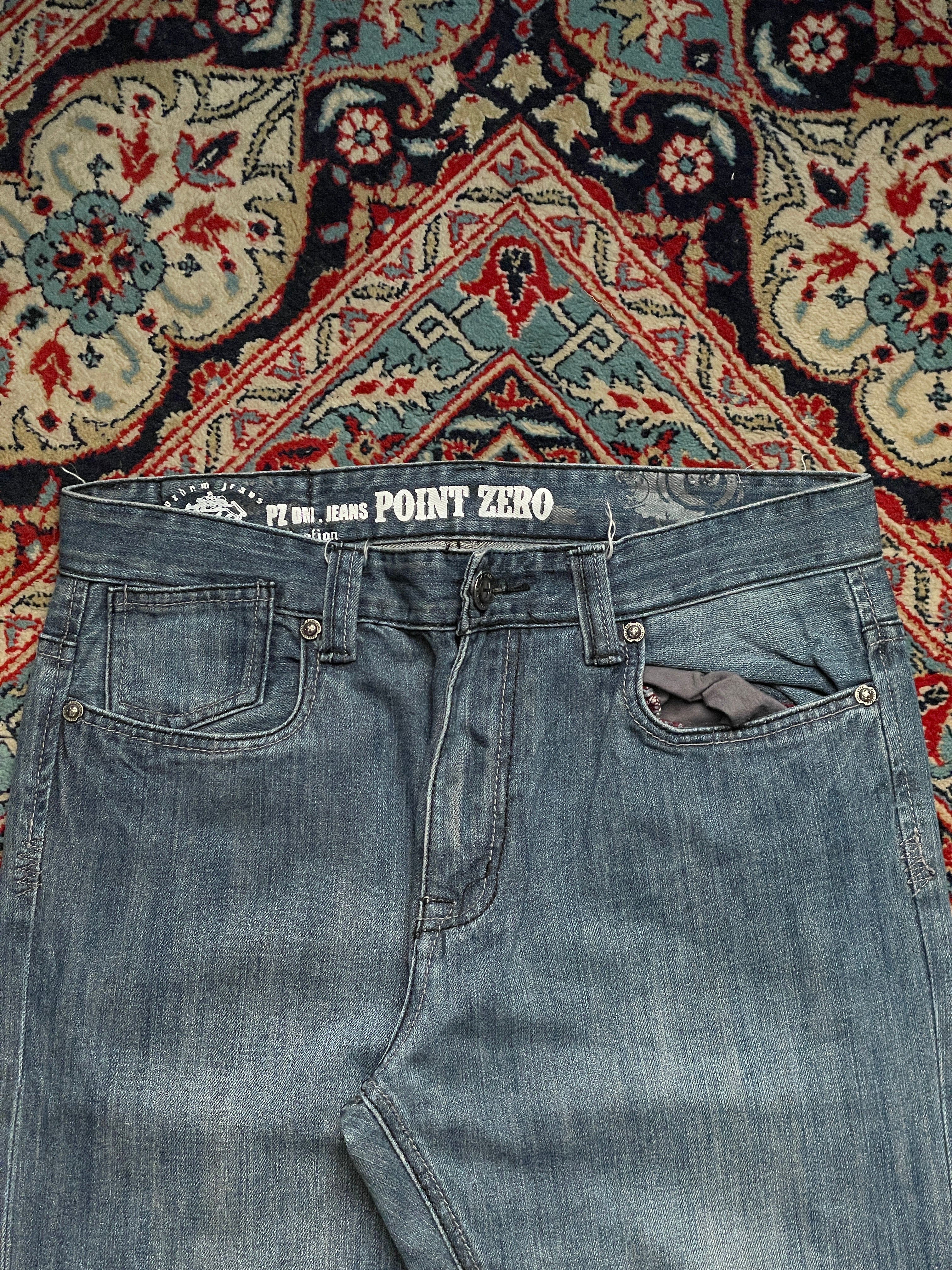 POINT ZERO COLLECTION MEDIUM WASH BOOTCUT JEANS - 32