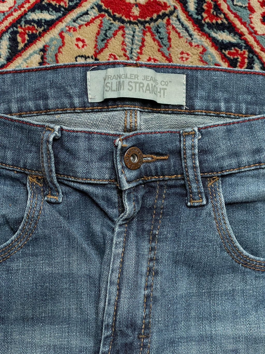 WRANGLER JEANS CO STRAIGHT-BOOTCUT MEDIUM WASH BLUE JEANS - 32