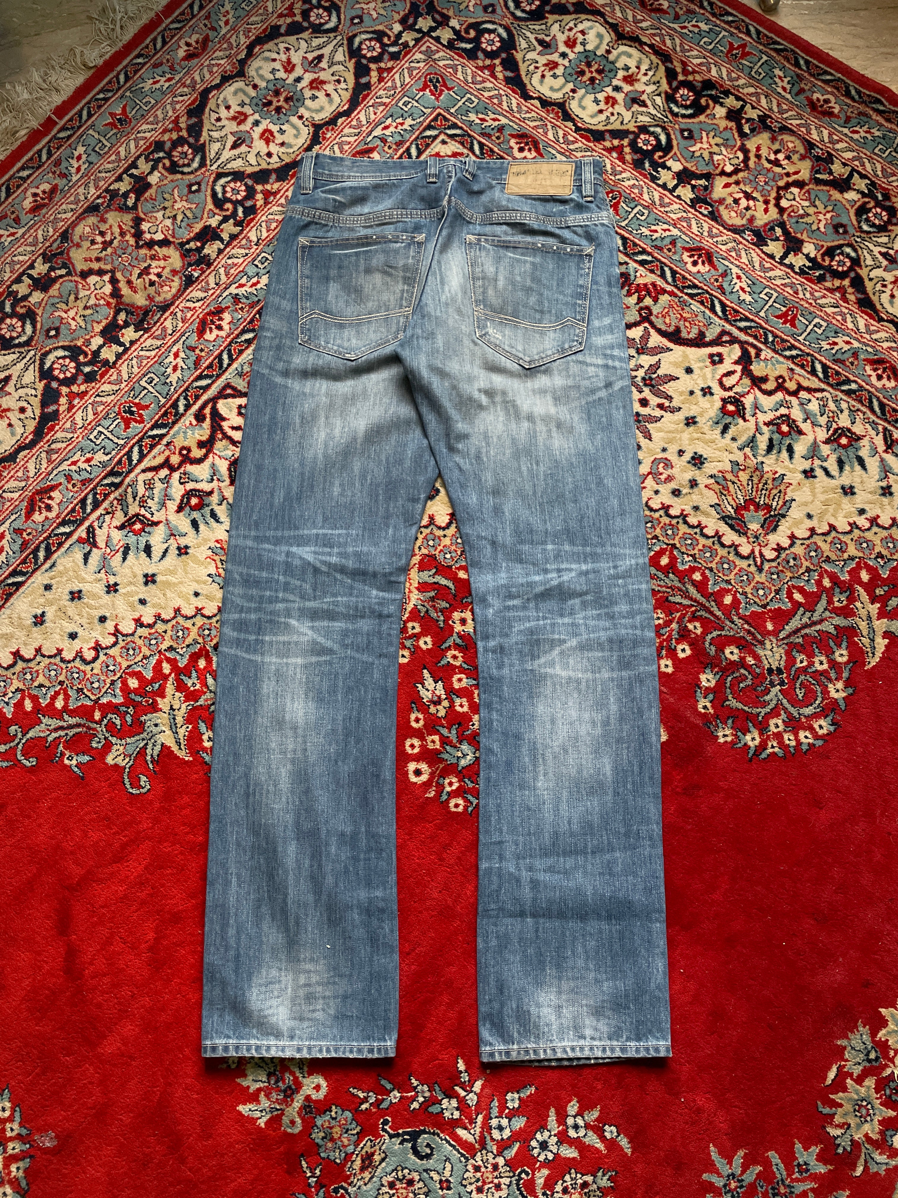 Vintage Crafted Goods Washed Distressed Straight FIT JEANS - 32