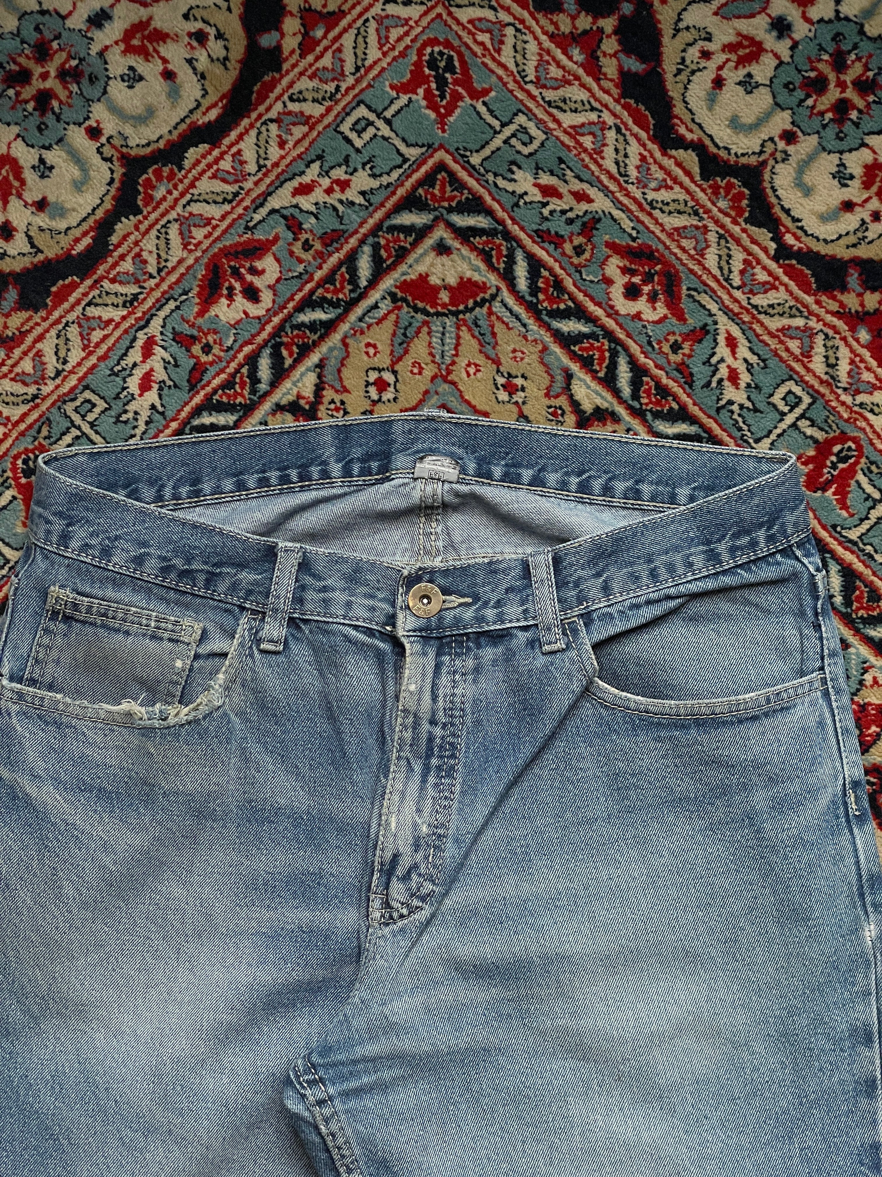 F&F LIGHT WASH RELAXED FIT CASUAL STREETWEAR DENIM JEANS - 32