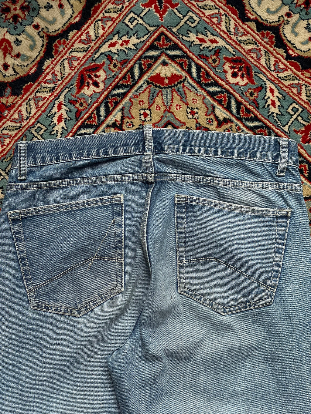 F&F LIGHT WASH RELAXED FIT CASUAL STREETWEAR DENIM JEANS - 32