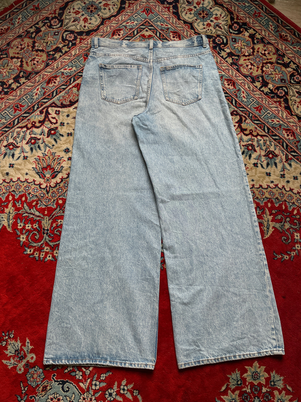 ARKET LIGHT WASH SUPER BAGGY DENIM JEANS - 32